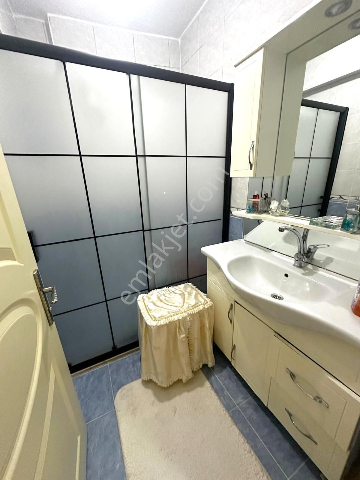 Tutar Dan Çobançeşme De 27 Yıllık 2+1 Hisseli Daire - Görsel 17