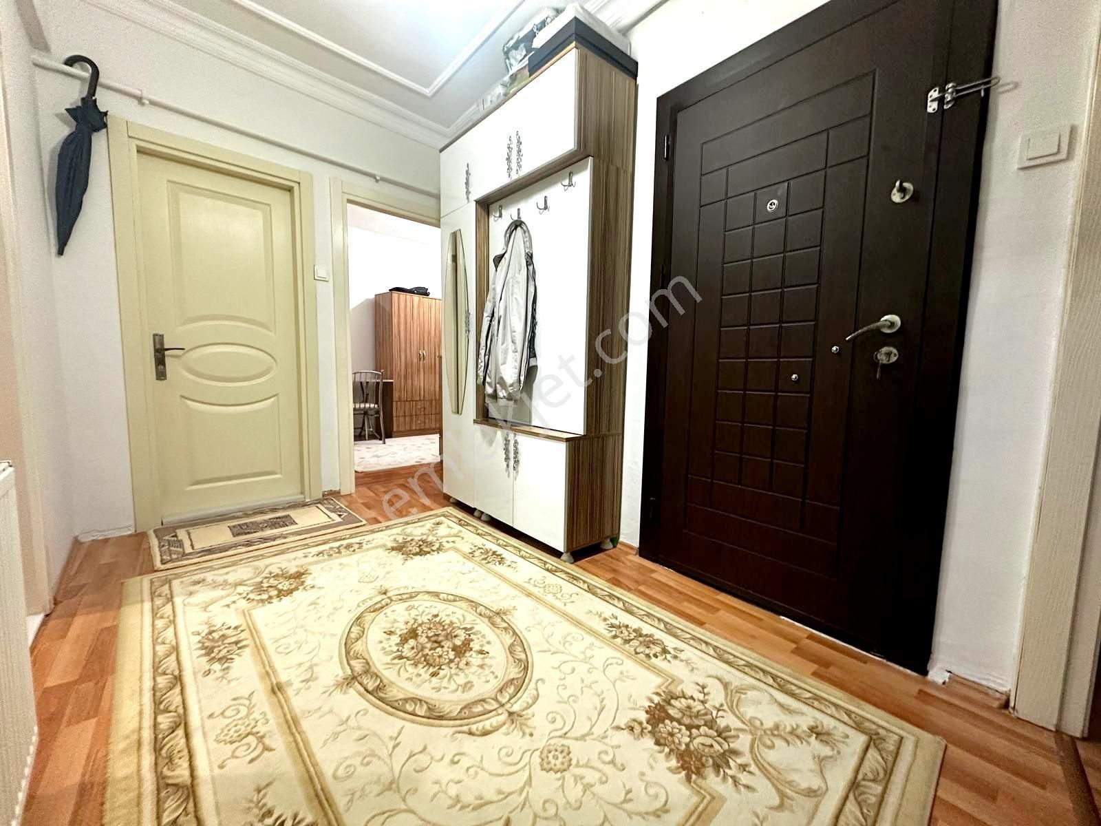 Tutar Dan Çobançeşme De 27 Yıllık 2+1 Hisseli Daire - Görsel 16