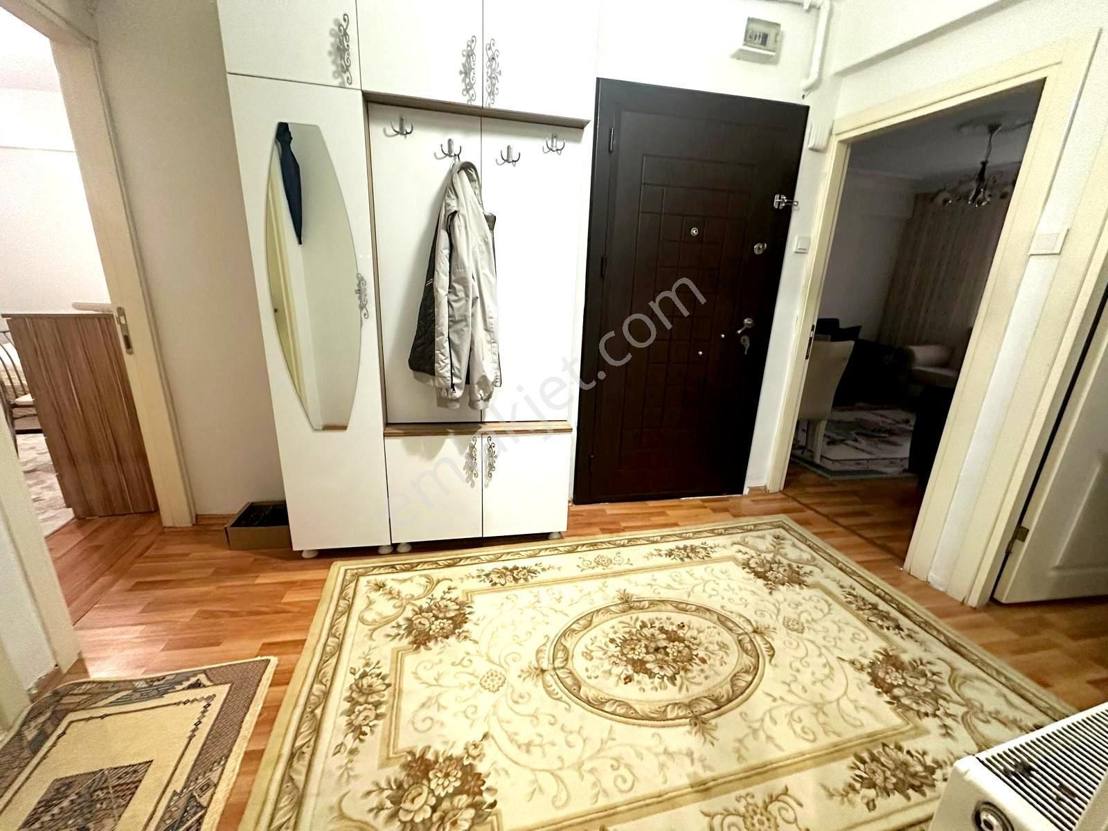 Tutar Dan Çobançeşme De 27 Yıllık 2+1 Hisseli Daire - Görsel 15