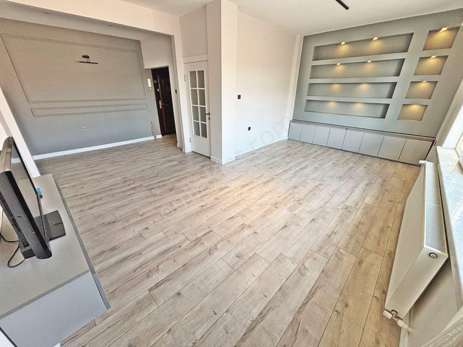 Mükemmel Lokasyon!!! Etlik Şehir Hastanesi Karşısında 1.katta Süper Lüx Satılık 3+1 Bağımsız Salon