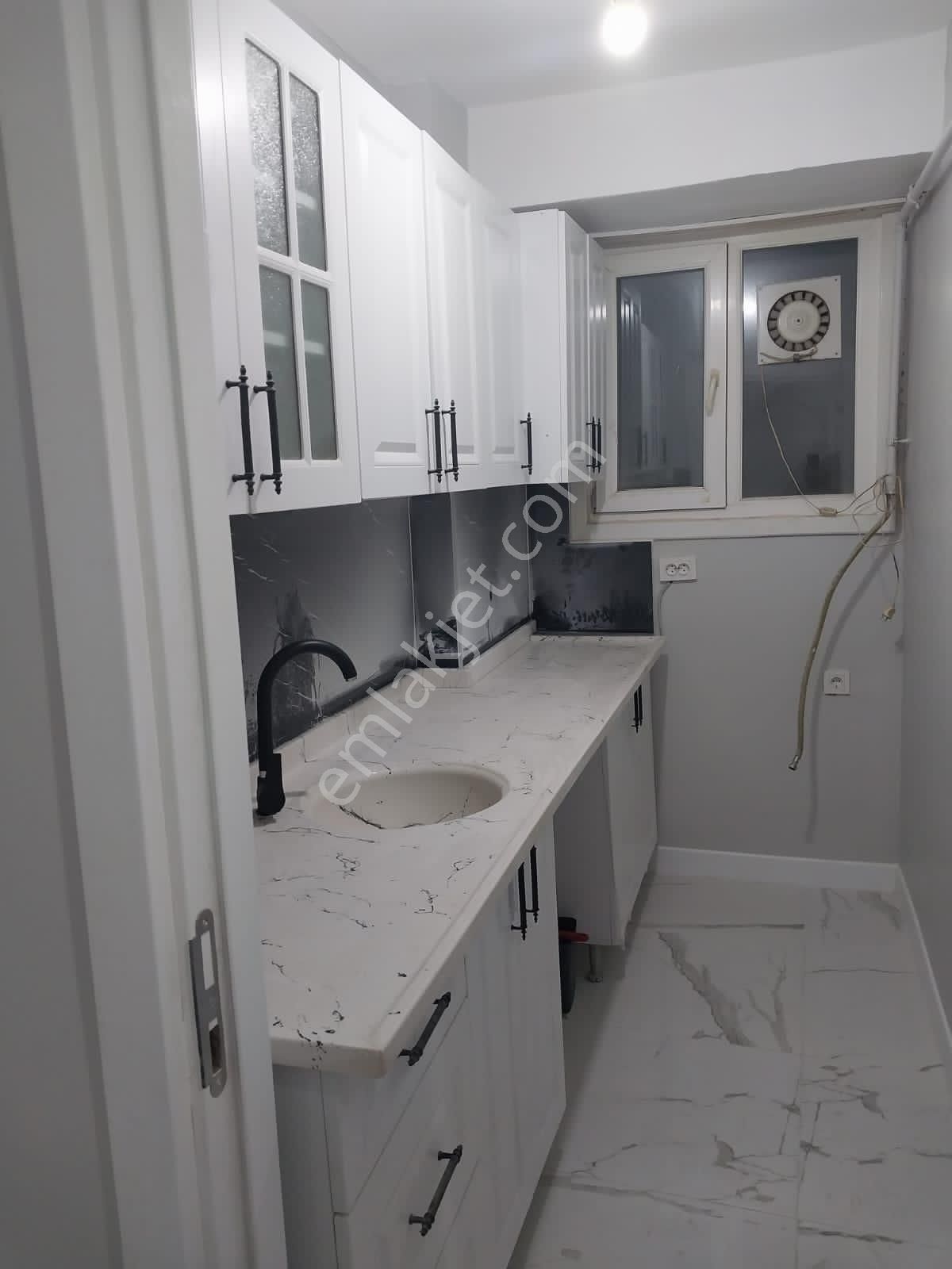 Ankadan İstanbulun Nadide Sultanı Üsküdar Merkezde Kiralık Daire - Görsel 10