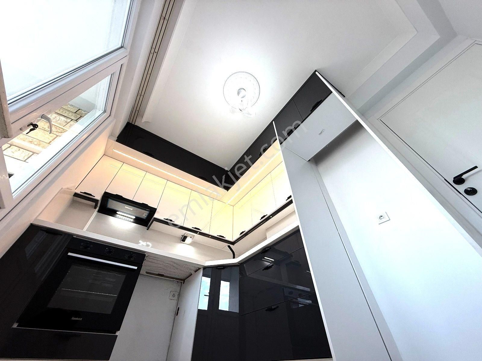 𝄞melodi'den İkizçay'da Doğa Manzaralı Arakat Ön Cephe Ayrı Mutfaklı 3+1 Fırsat Daire - Görsel 18