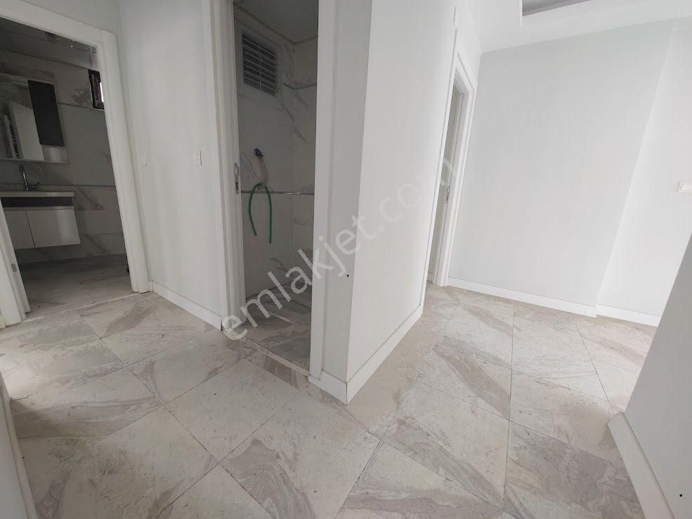 Tutar Emlak Da Devlet Hastanesine Yakın 3+1 115 M2 3yıllık Daire - Görsel 12