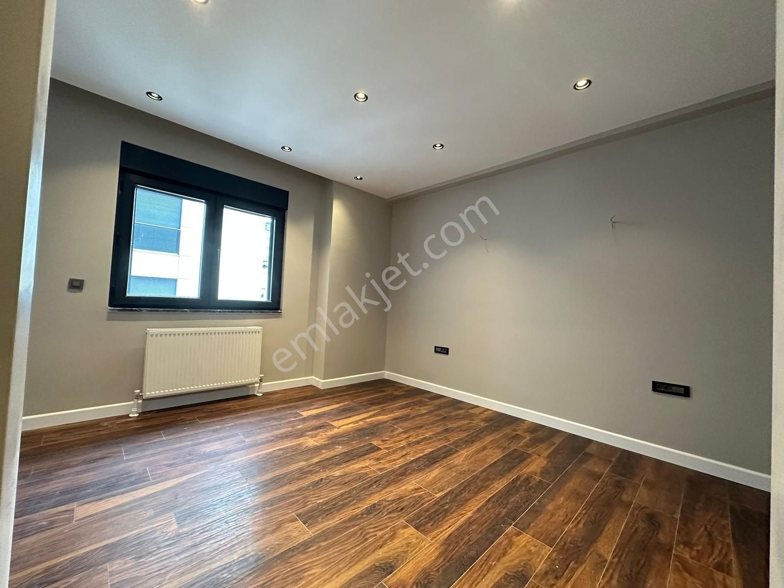 Utkudan Suadiye Bağdat Cad.yakın Balkonlu Ebeveynli Satılık 3+1 - Görsel 18