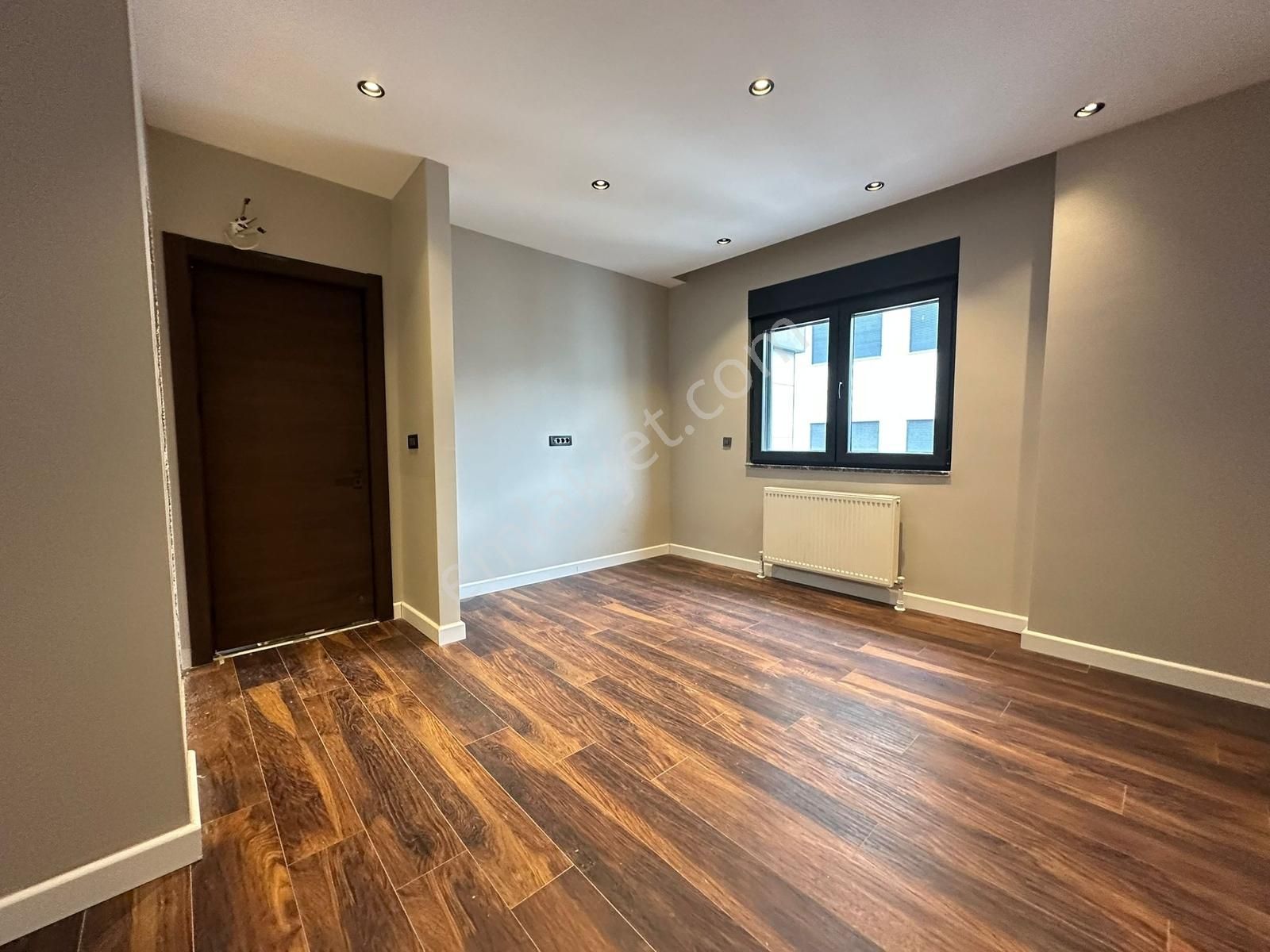 Utkudan Suadiye Bağdat Cad.yakın Balkonlu Ebeveynli Satılık 3+1 - Görsel 19