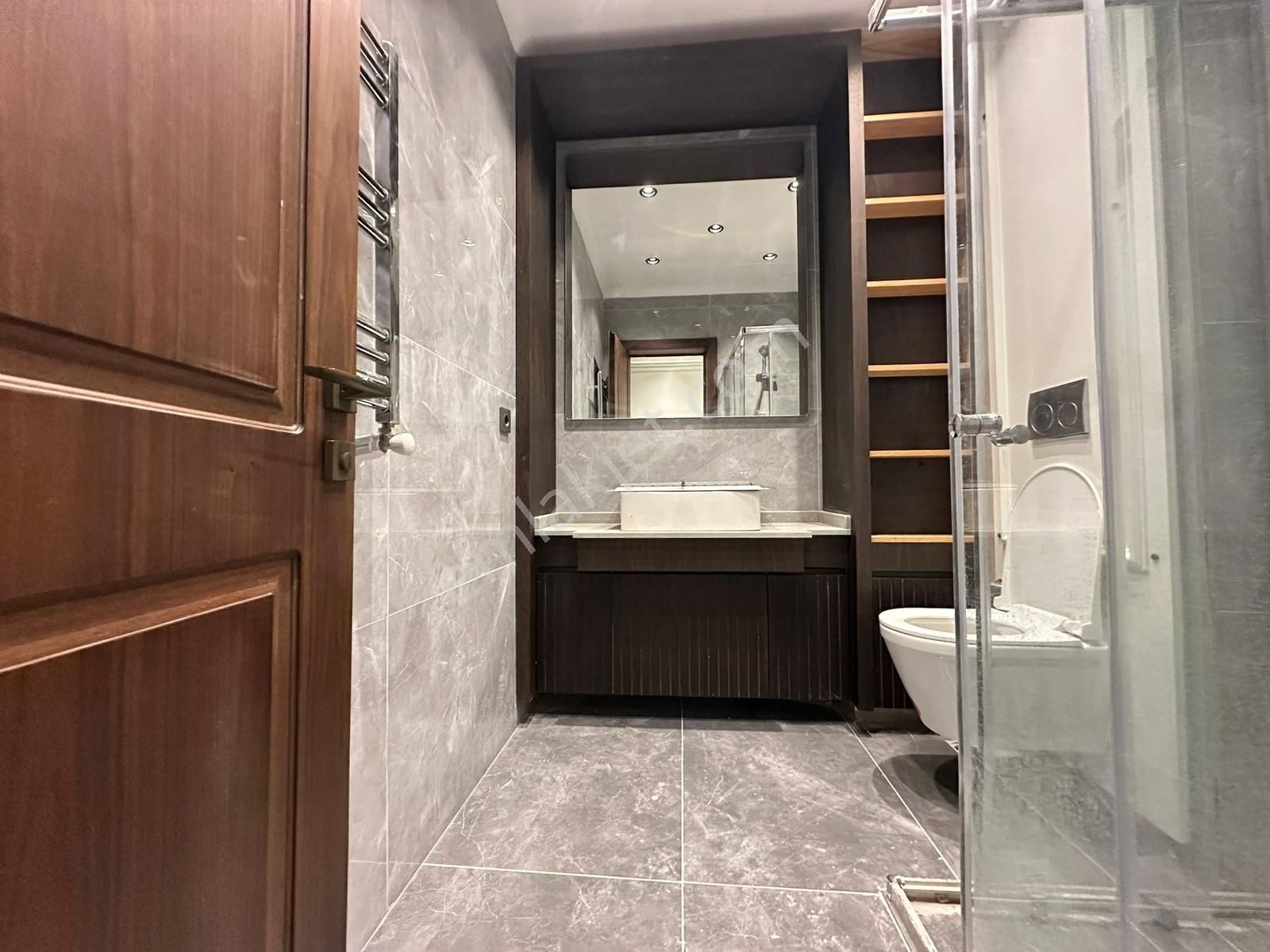 Utkudan Suadiye Bağdat Cad.yakın Balkonlu Ebeveynli Satılık 3+1 - Görsel 16