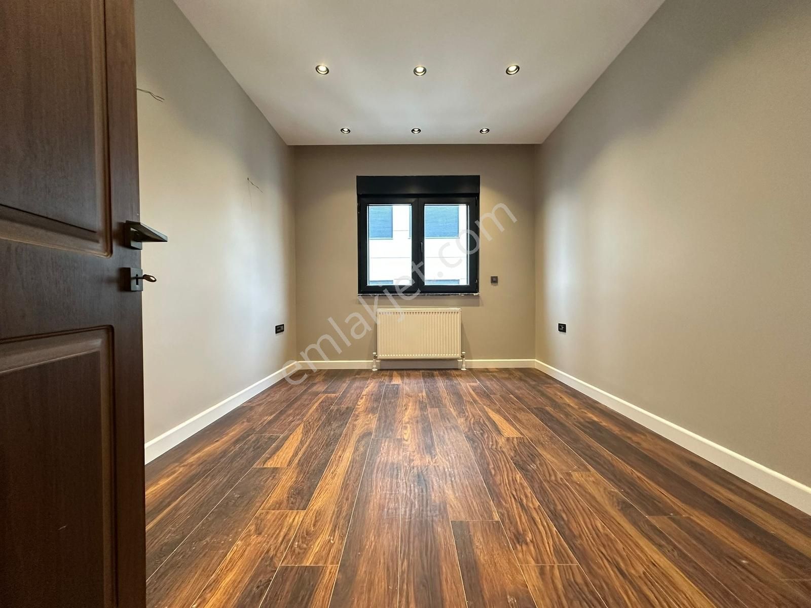 Utkudan Suadiye Bağdat Cad.yakın Balkonlu Ebeveynli Satılık 3+1 - Görsel 22