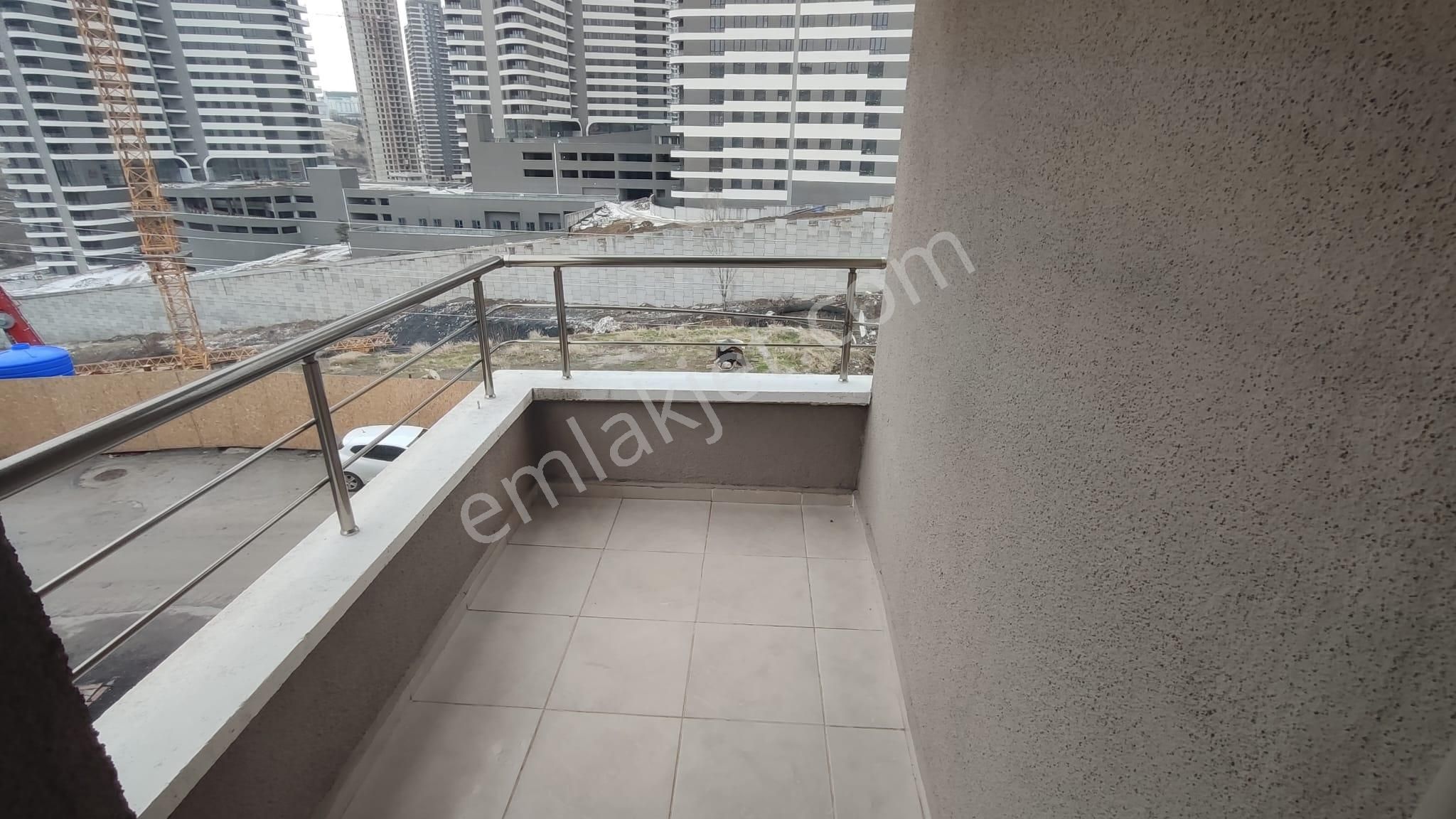 Atanora Vadiden İlkerde Vadi Cepheli Asansörlü Ara Kat Ön Cephe Geniş Metraj 3+1 - Görsel 21