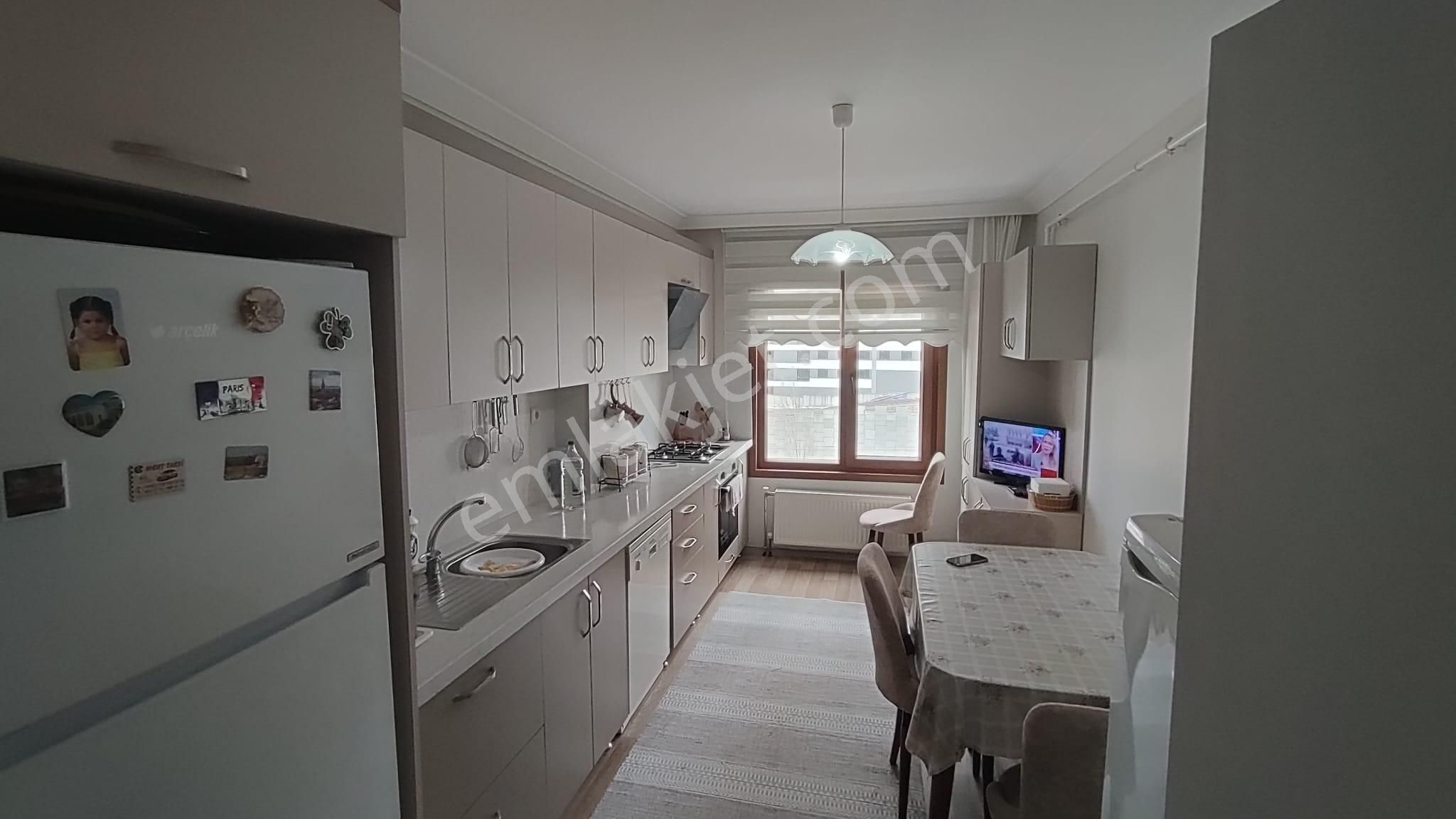 Atanora Vadiden İlkerde Vadi Cepheli Asansörlü Ara Kat Ön Cephe Geniş Metraj 3+1 - Görsel 13