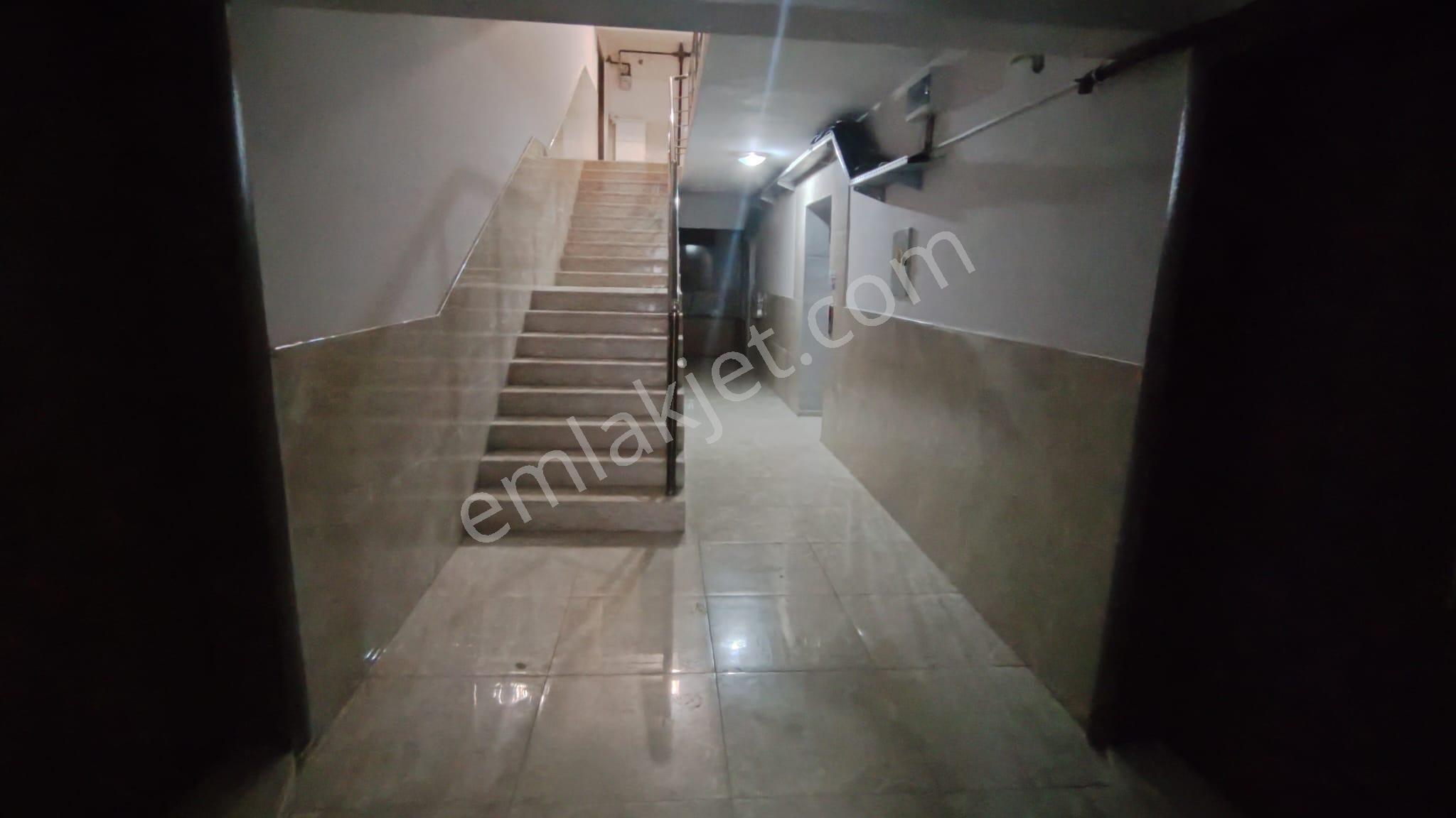 Atanora Vadiden İlkerde Vadi Cepheli Asansörlü Ara Kat Ön Cephe Geniş Metraj 3+1 - Görsel 3