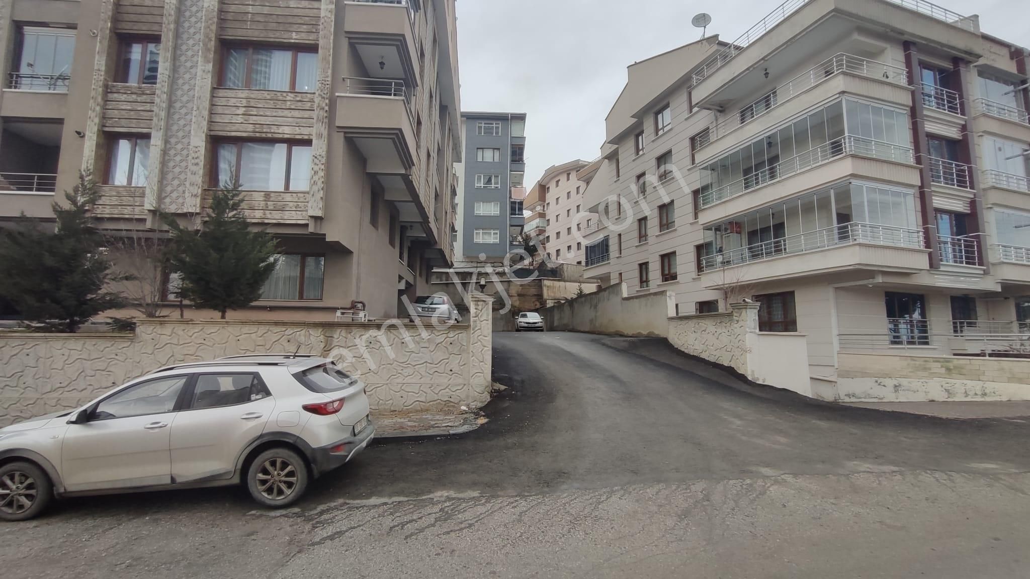 Atanora Vadiden İlkerde Vadi Cepheli Asansörlü Ara Kat Ön Cephe Geniş Metraj 3+1 - Görsel 2