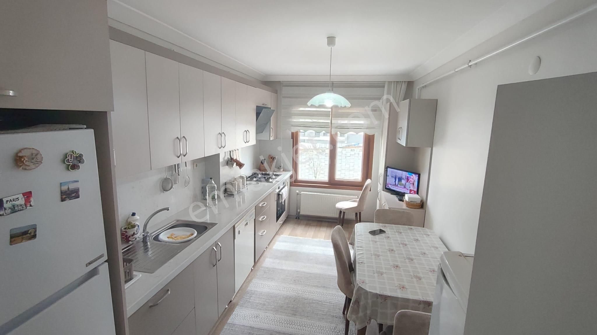 Atanora Vadiden İlkerde Vadi Cepheli Asansörlü Ara Kat Ön Cephe Geniş Metraj 3+1 - Görsel 12