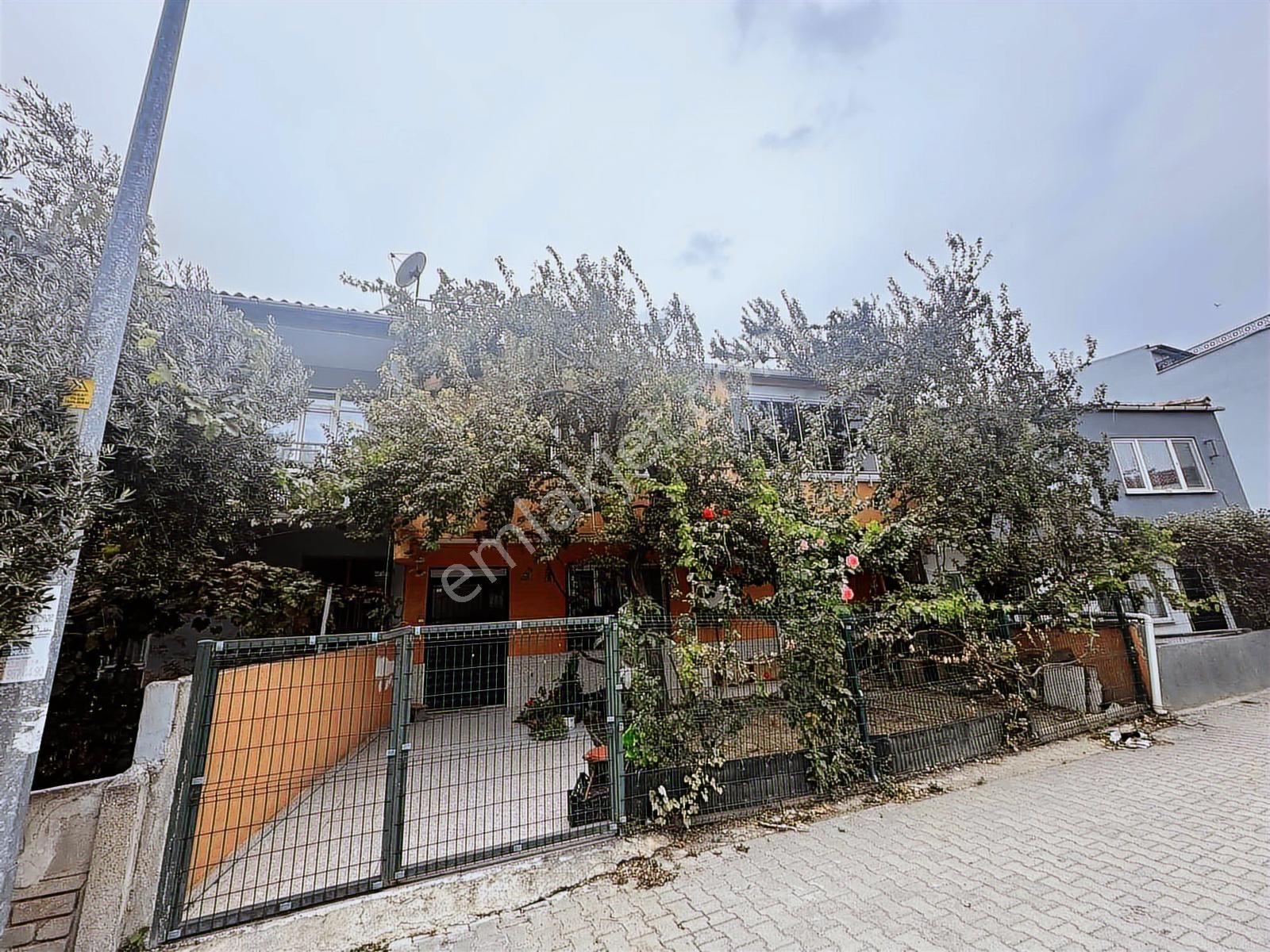 Mege'den Altınovada Satılık 3+1 Geniş Daire - Görsel 26