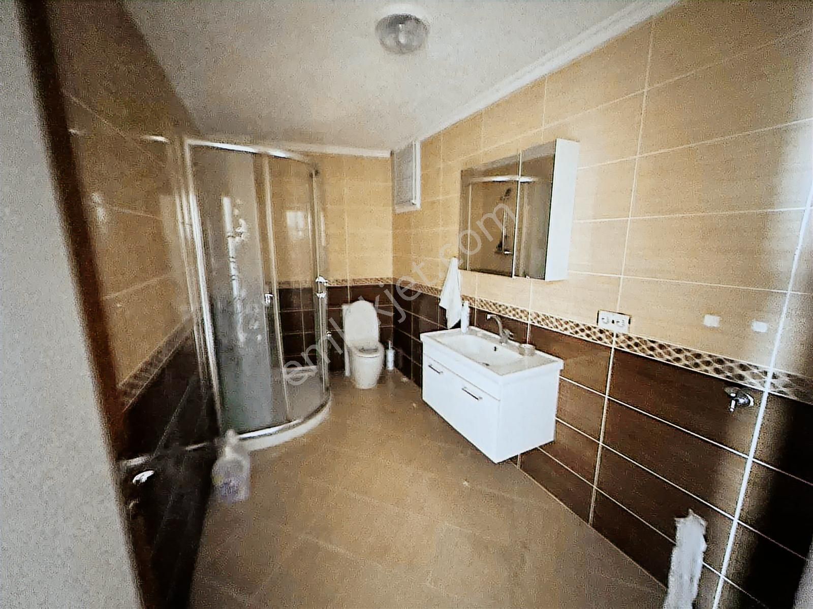 Mege'den Altınovada Satılık 3+1 Geniş Daire - Görsel 23