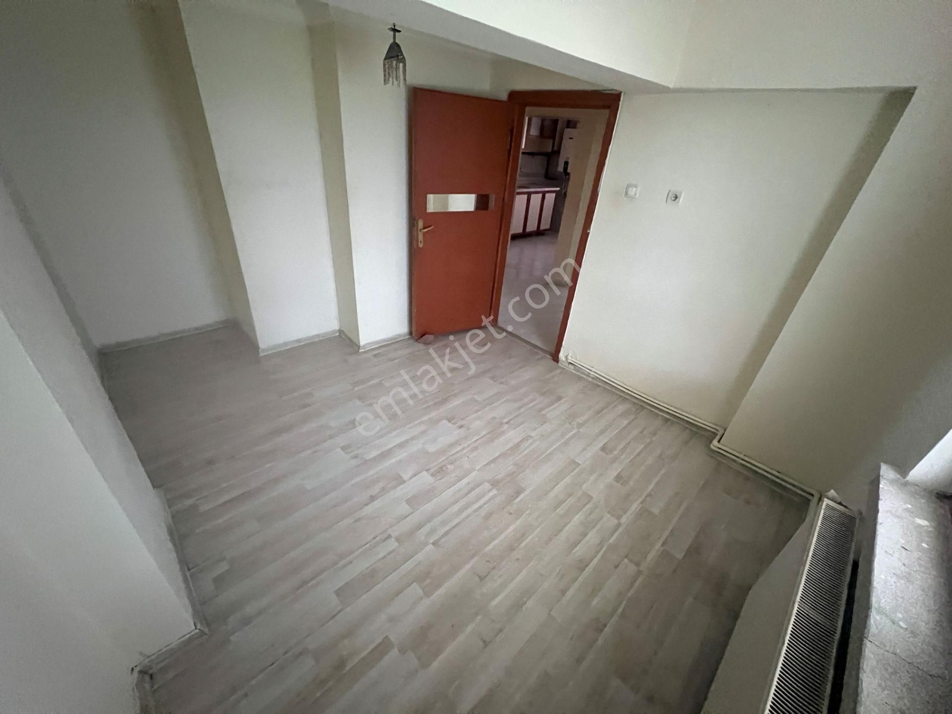 Etimesgut Elvan Mah Asansorlu Salon Bagımsız Fırsat Dairesi - Görsel 22