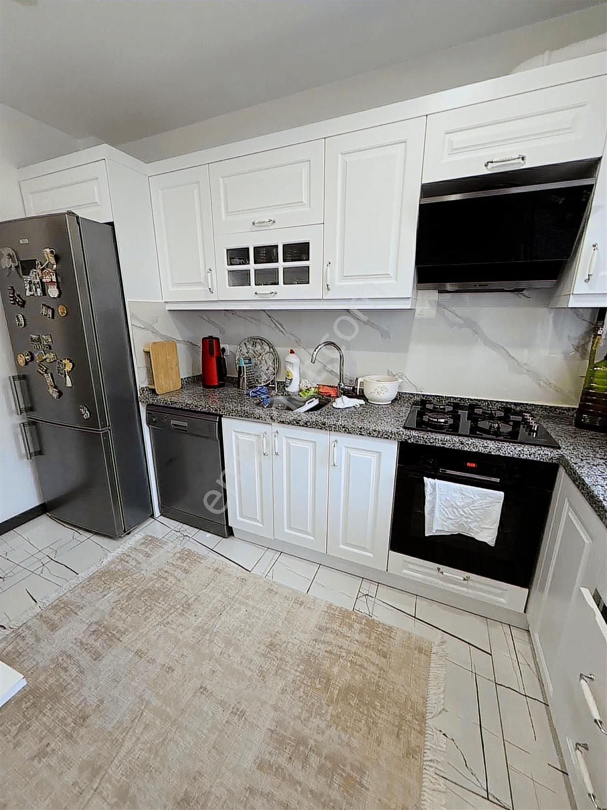 Beylikdüzü Marina'ya Yakın Konumda Geniş M2 Kış Bahçeli 3+1 !! - Görsel 24