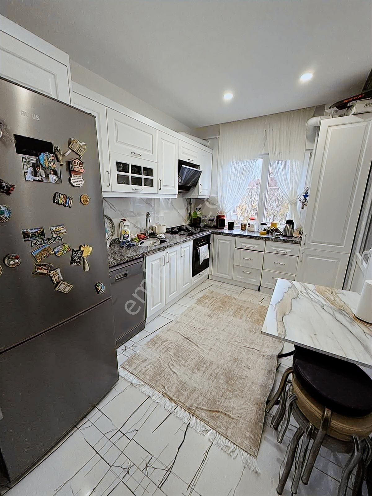 Beylikdüzü Marina'ya Yakın Konumda Geniş M2 Kış Bahçeli 3+1 !! - Görsel 6