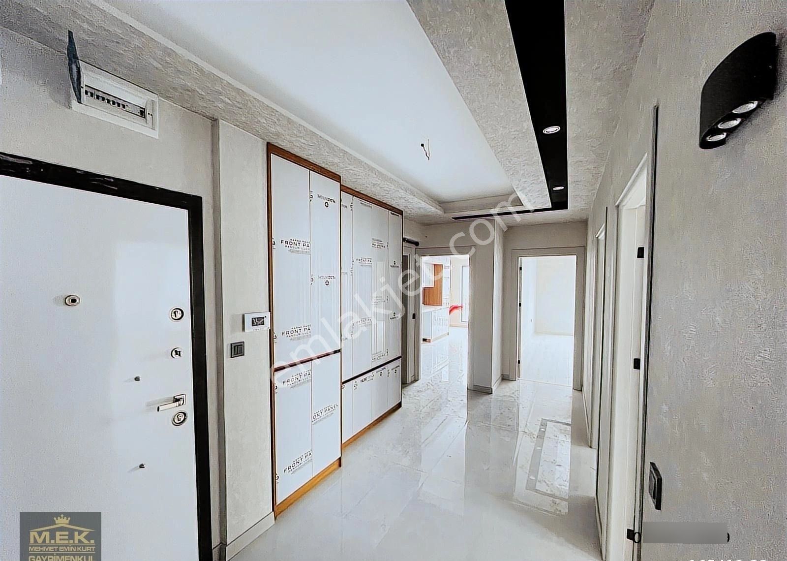 Atarparkta Site Konseptinde Giyinme Odalı 4+1 Sıfır Daire - Görsel 27