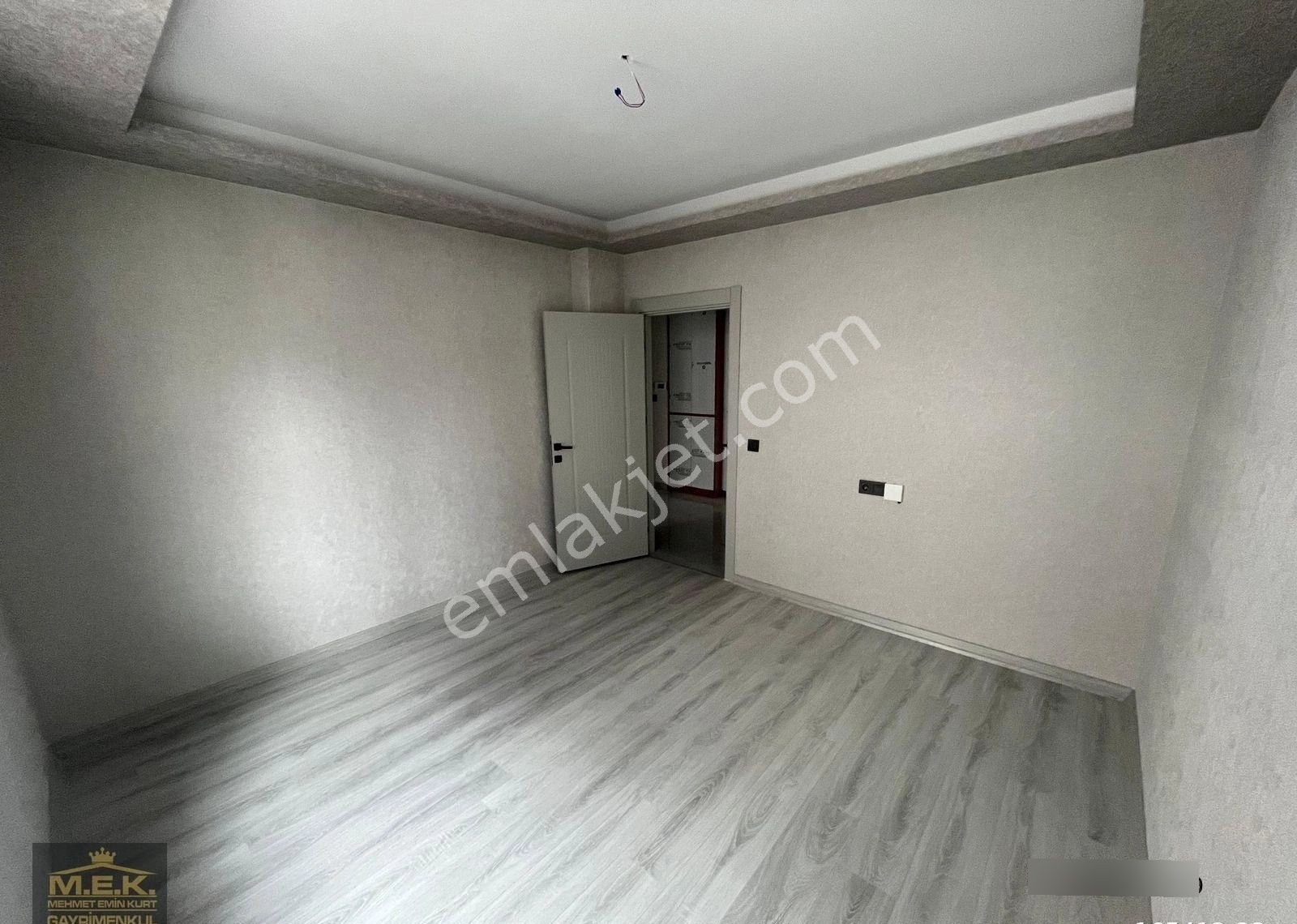Atarparkta Site Konseptinde Giyinme Odalı 4+1 Sıfır Daire - Görsel 31