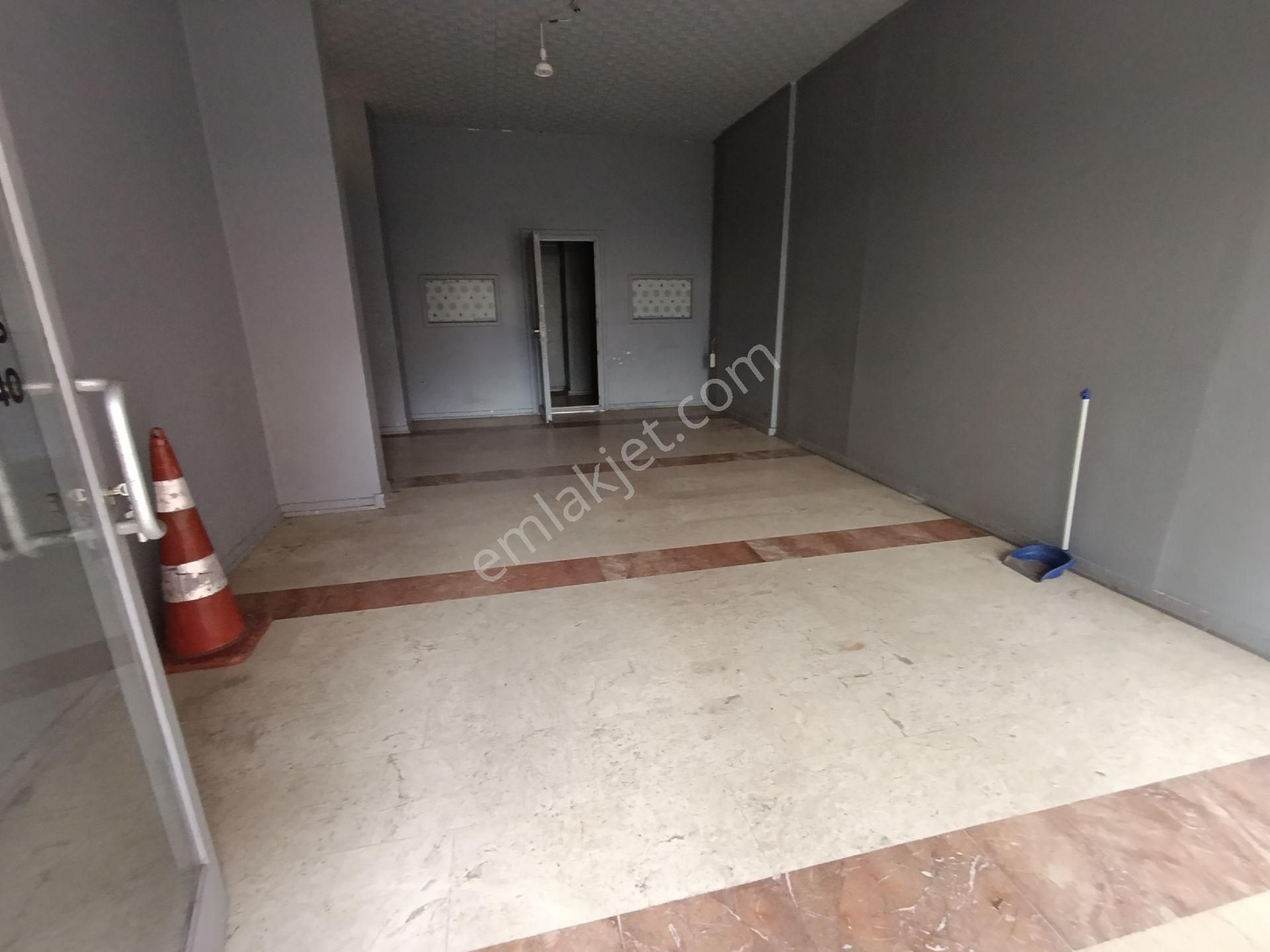 Pendik Güzelyalı E-5 Altında Anacaddeye 1 Parsel Kiralık 160m2 Düz Dükkan - Görsel 6