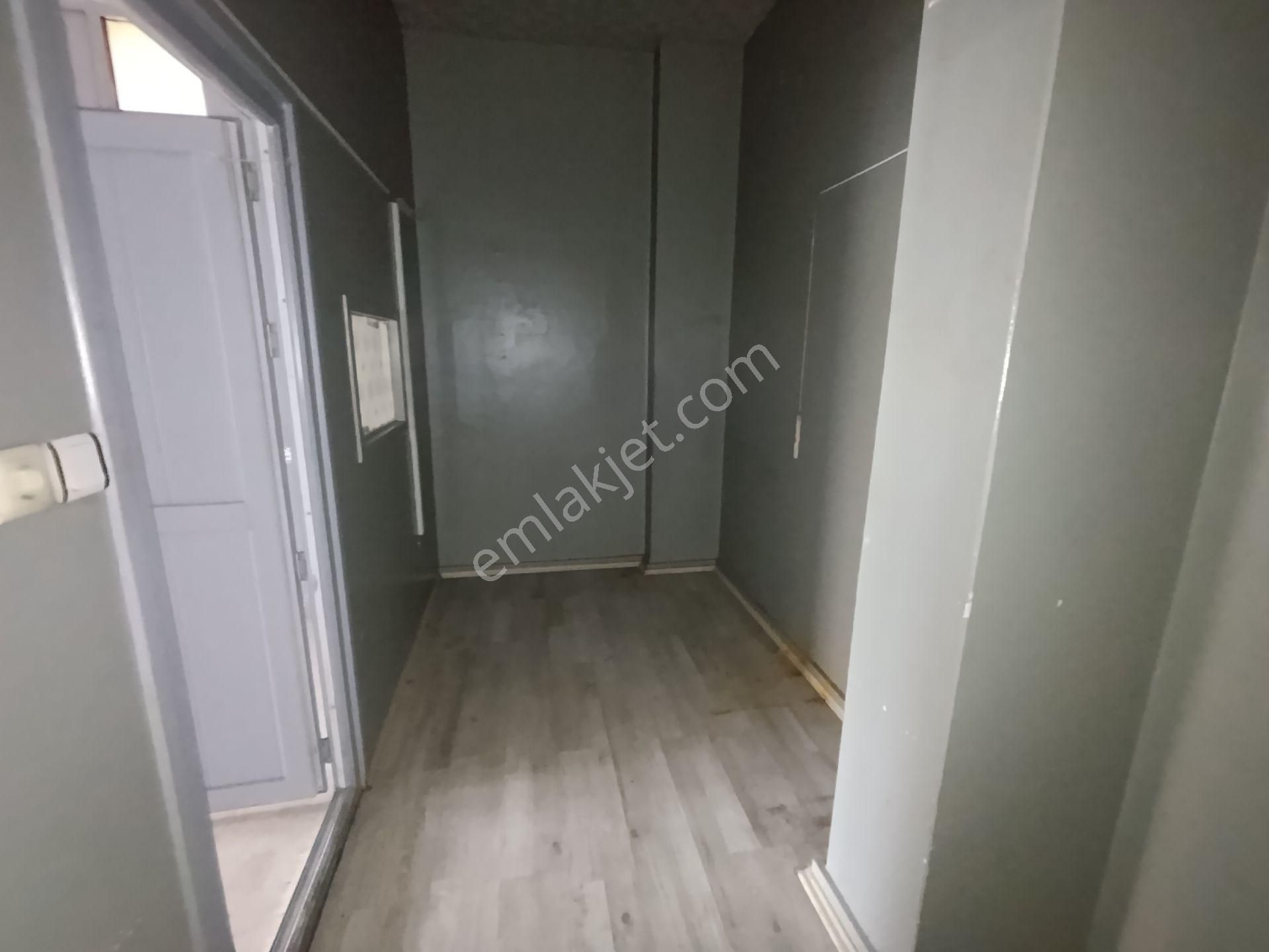 Pendik Güzelyalı E-5 Altında Anacaddeye 1 Parsel Kiralık 160m2 Düz Dükkan - Görsel 12