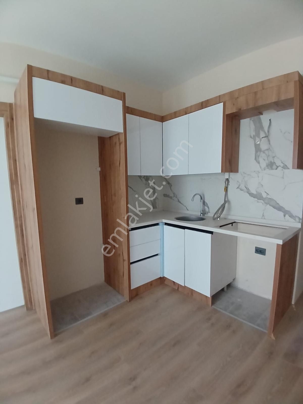 Seyrek Üniversitesine 5 Dk Mesafede 1+1 Daire - Görsel 23