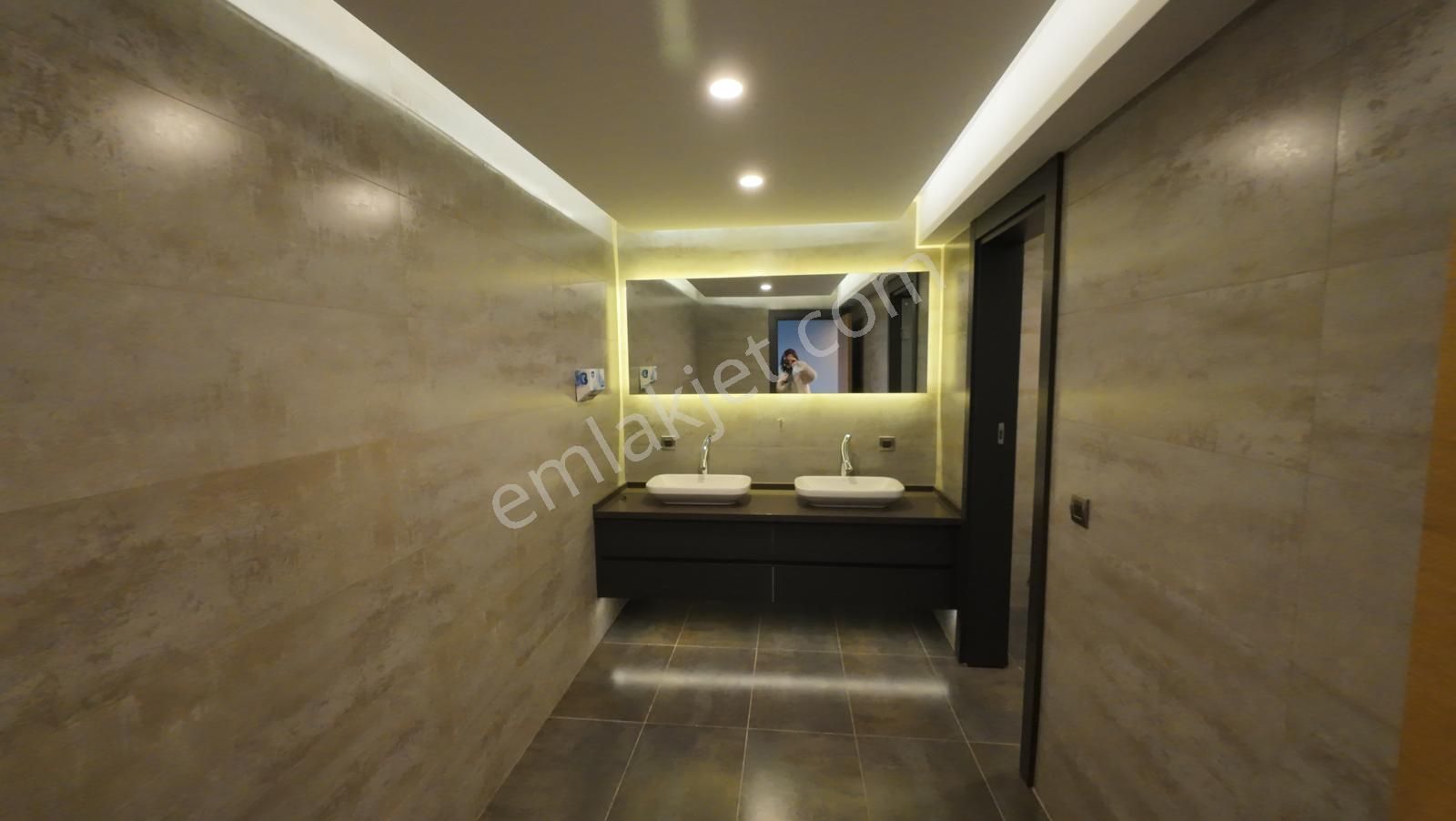 Bornova Evka 3 Site İçerisinde Lüks Dubleks 4+1 Kiralık Daire - Görsel 24