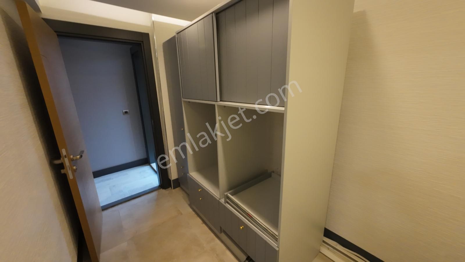 Bornova Evka 3 Site İçerisinde Lüks Dubleks 4+1 Kiralık Daire - Görsel 8