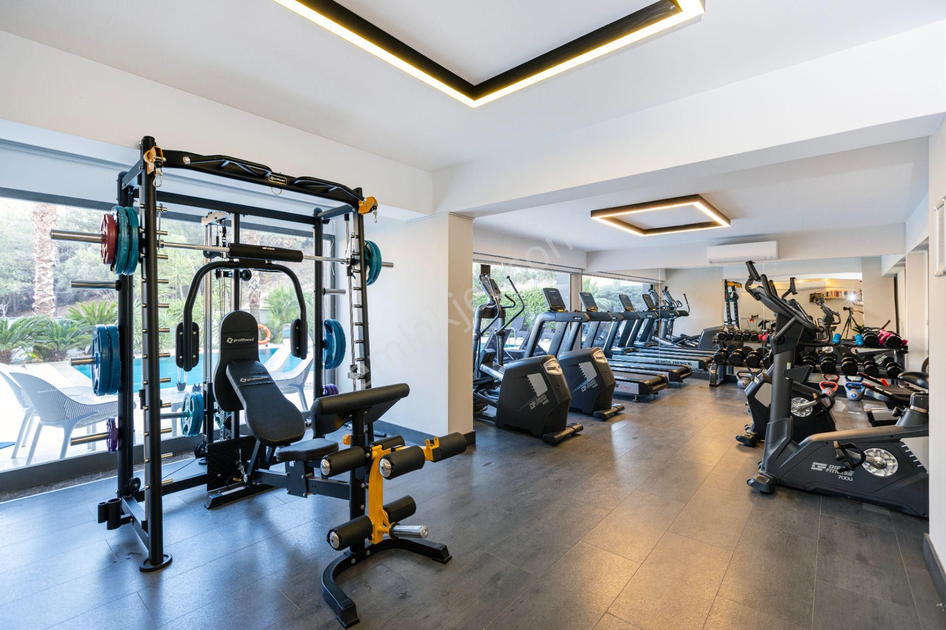 Bornova Evka 3 Site İçerisinde Lüks Dubleks 4+1 Kiralık Daire - Görsel 32