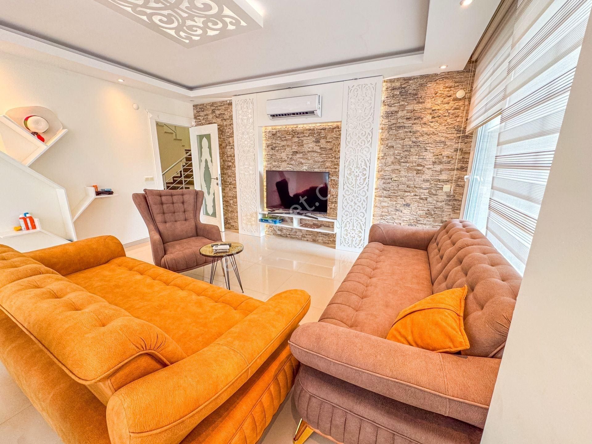 Alanya Kestelde Satılık 3+1 Lüks Eşyalı Dubleks Daire - Görsel 7