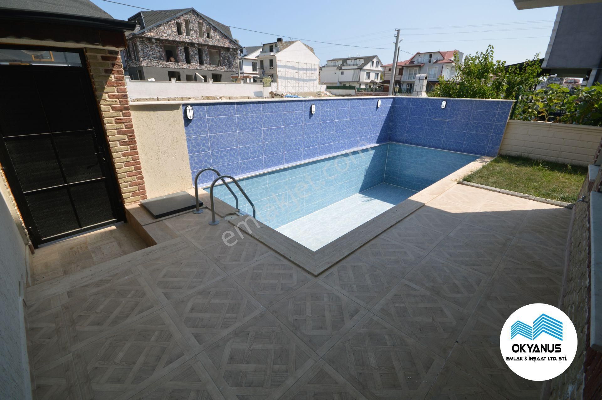 Sakarya Kocaali De Deniz Manzaralı, Köşe Parsel, Havuzlu 3+1 Villa - Görsel 8