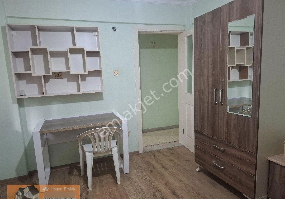 Buca Yenigün Mahallesnde 3+1 Eşyalı Doğalgazlı Yüksek Giriş Kiralık Daire - Görsel 8