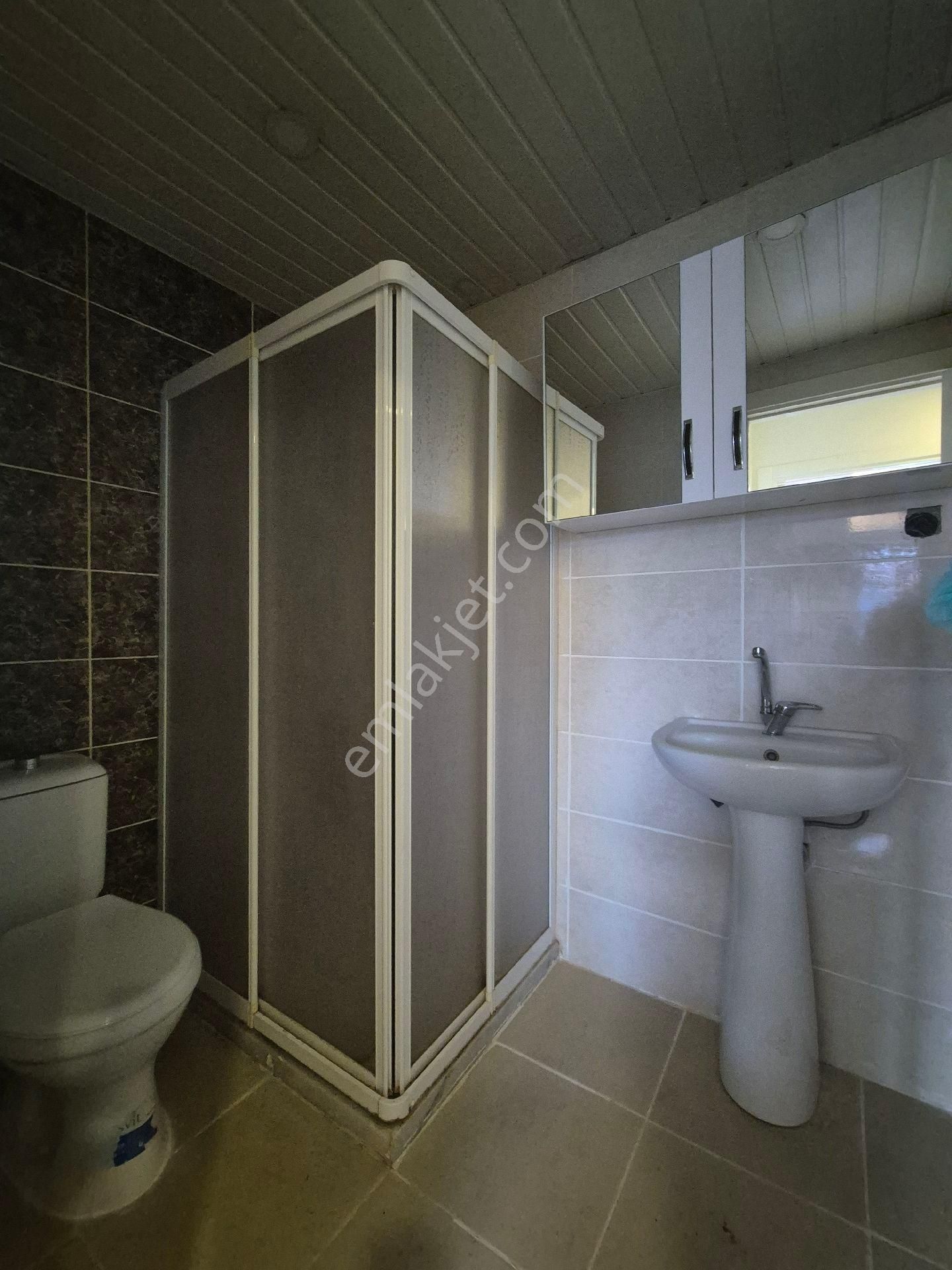 Gültepe'de 3+1 Açık Mutfak 2 Katlı Caddeye Yakın Kiralık Müstakil Ev - Görsel 23