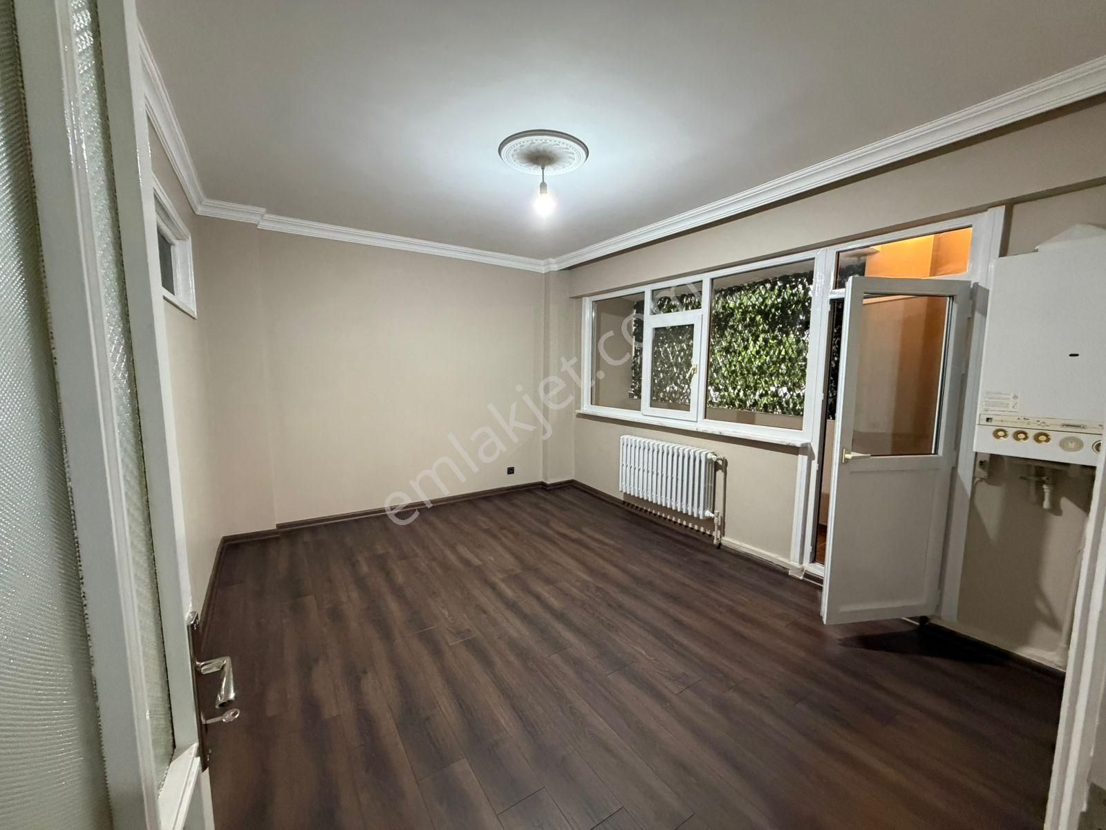 Pangaltı 2+1 Kiralık Metroya 150m Yenilenmiş Daire - Görsel 6