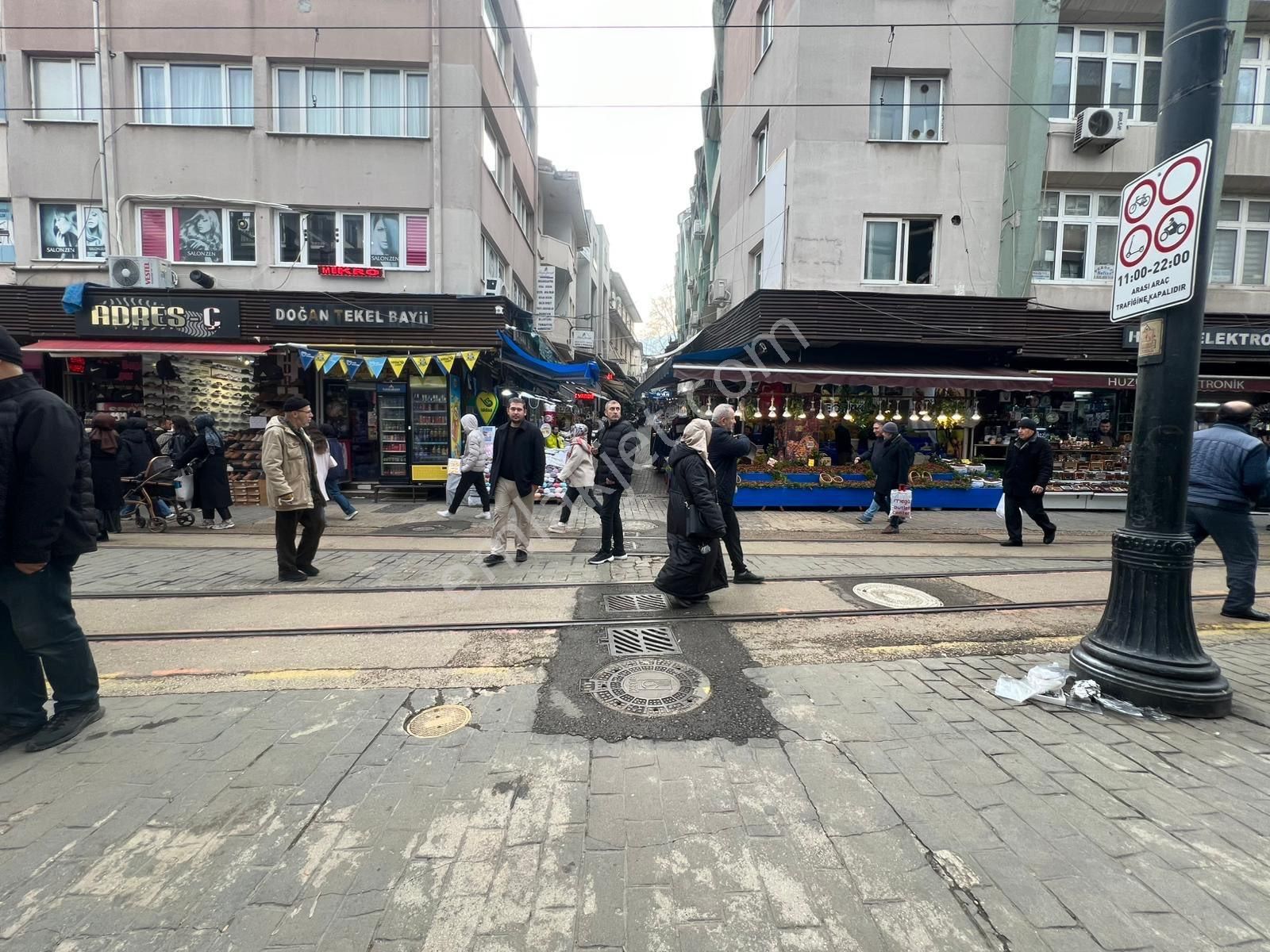 Meta Invest, Cumhuriyet Caddesi Pasaj İçi – Zemin Kat Kiralık Ofis / Dükkan - Görsel 2