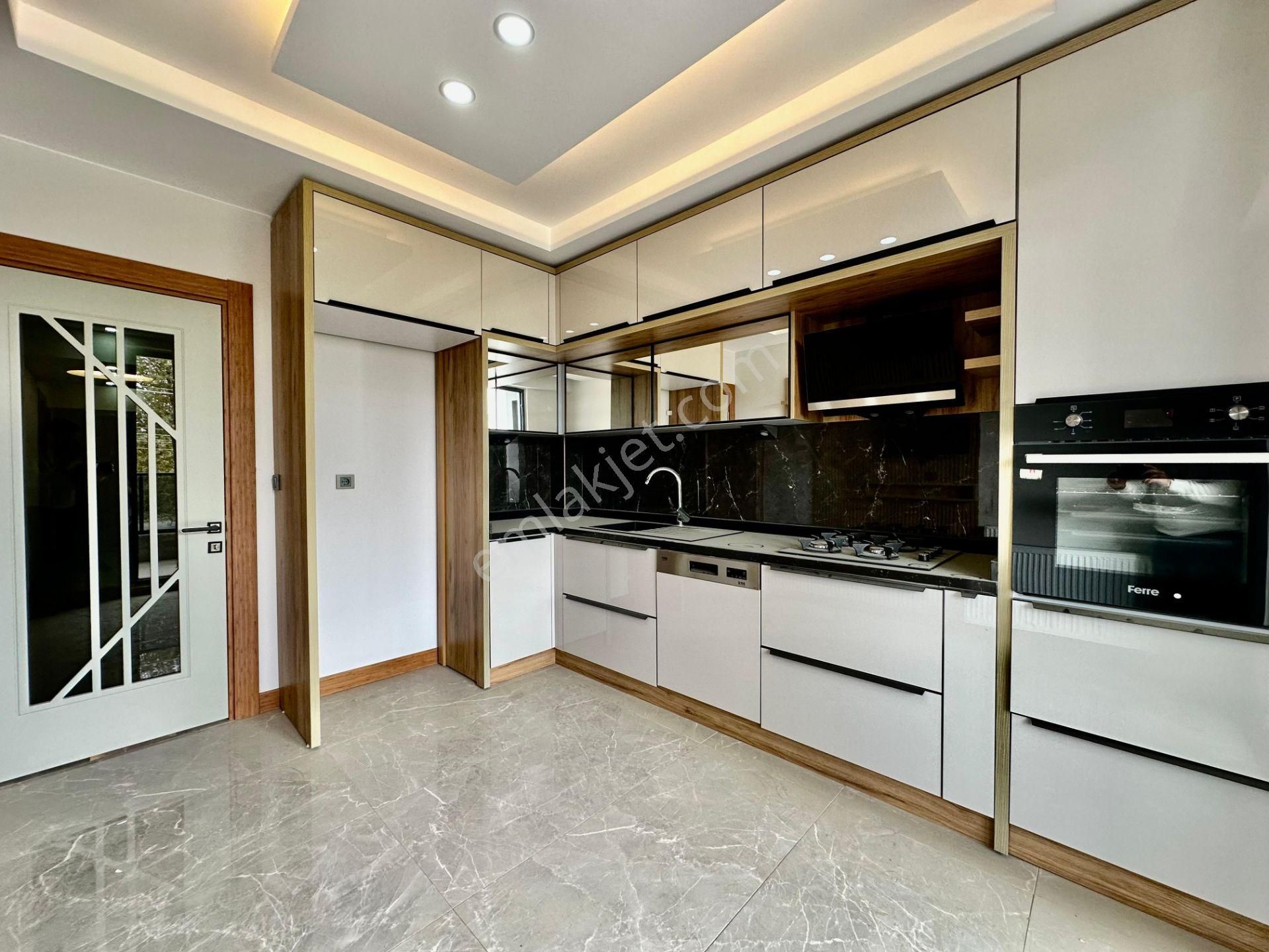 ꧁ay Emlaktan꧂akçayda Ön Cephe*benim Olsun Dedirten*kazdağı Manzaralı Şık Tasarımlı Arakat 3+1 Daire - Görsel 2