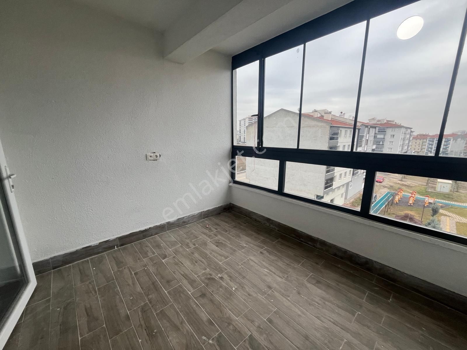 Mç Emlak'tan Törekent Mahallesin'de 3+1 Satılık Daire - Görsel 35