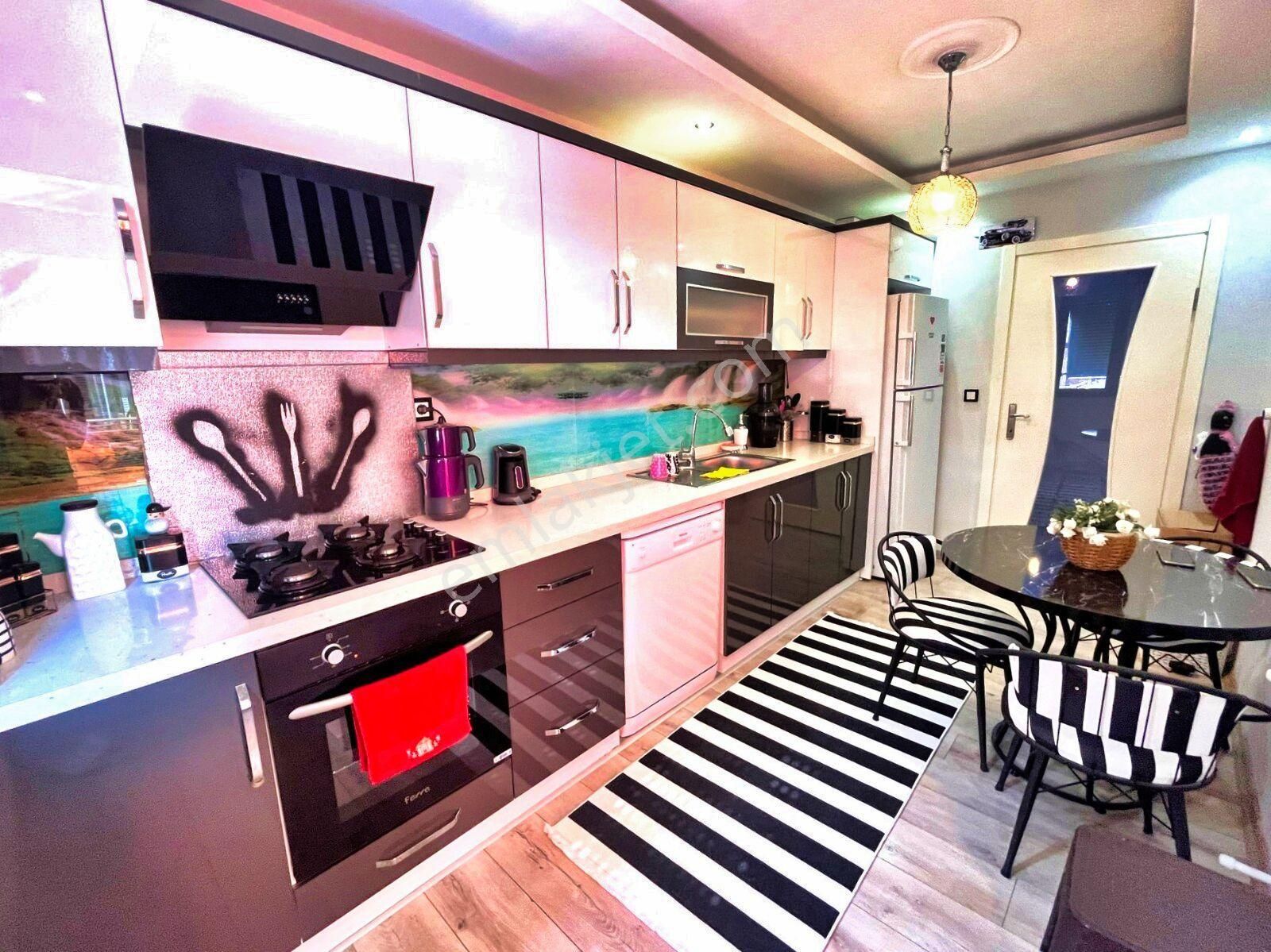 🟣🟣aktiften Akçay'da Konfor Ve Güven Bir Arada:7/24 Kameralı Asansörlü Öncephe Modern 2+1 Daire