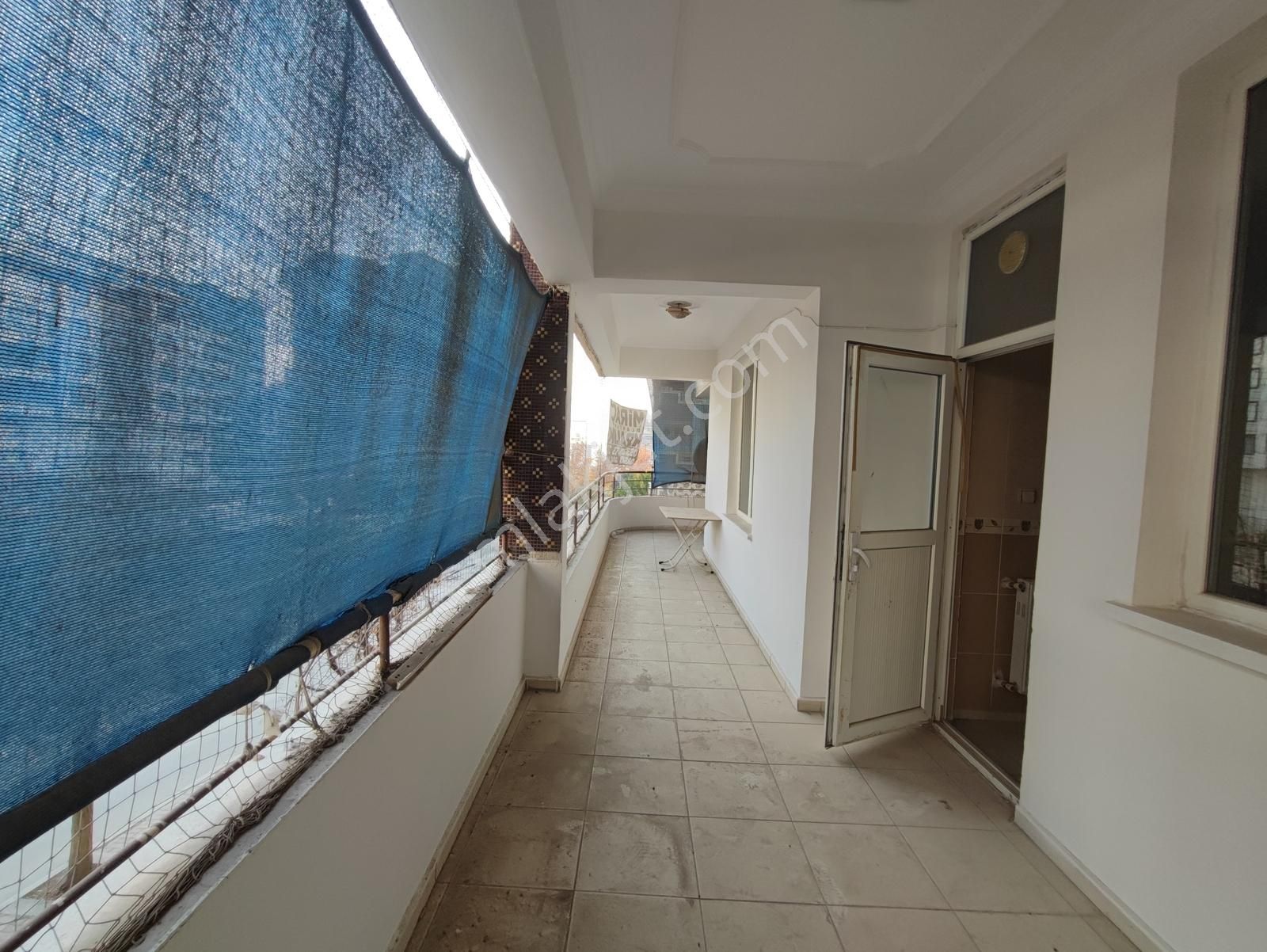 Karaköprü Güzelşehir Okullar Bölgesinde Kiralık 3+1 - Görsel 6