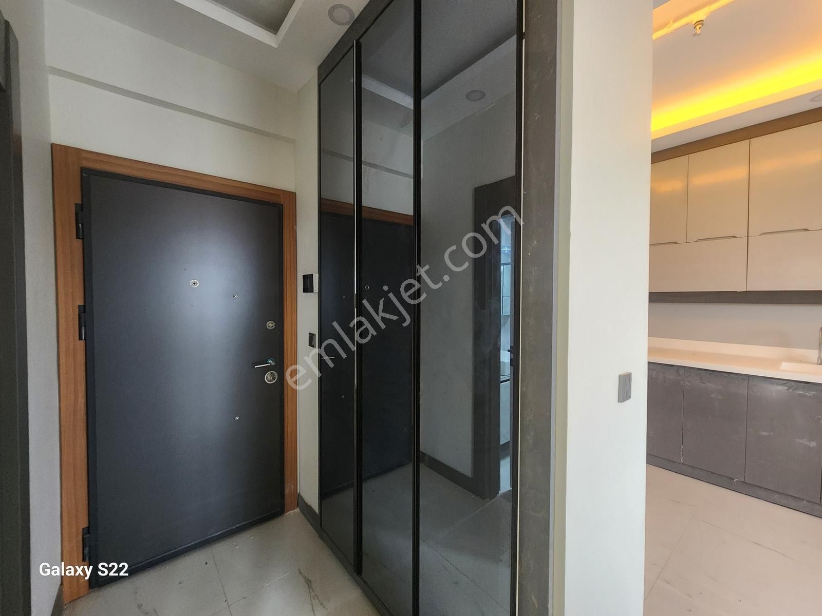 Altıntaş'ta Kapalı Otoparklı Site İçerisinde 1+1 Kiralık Daire - Görsel 15