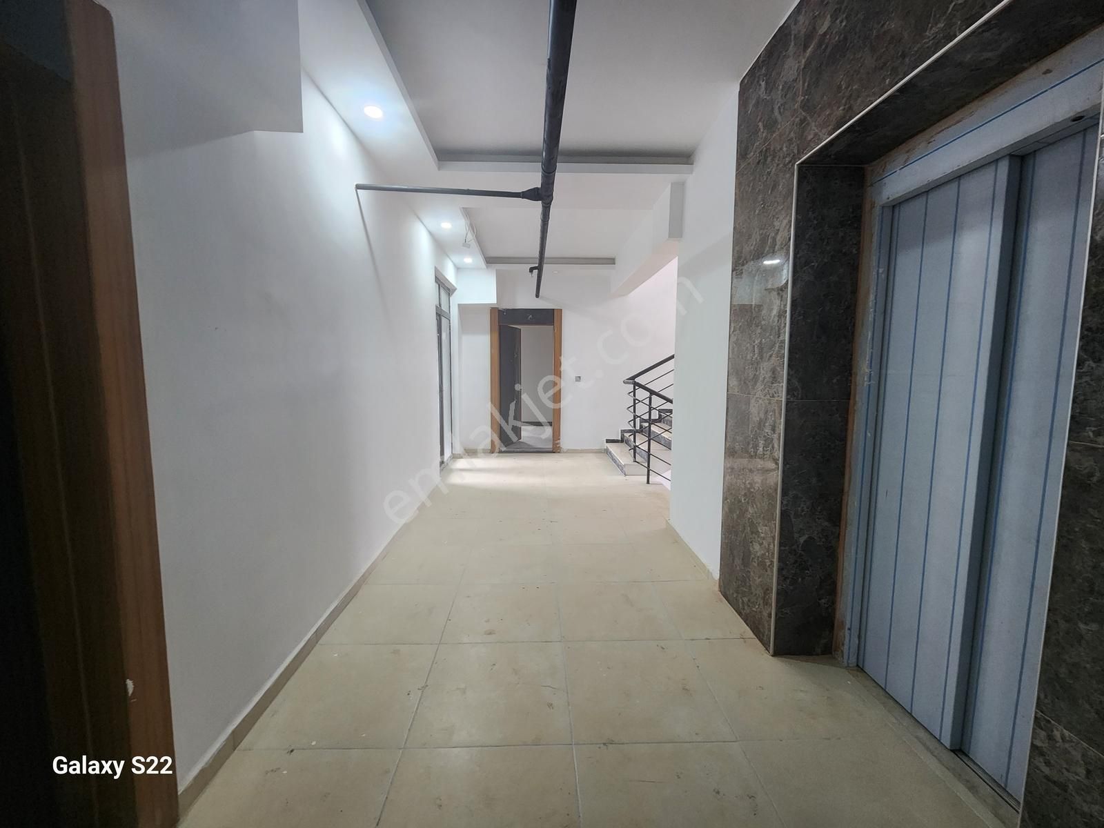 Altıntaş'ta Kapalı Otoparklı Site İçerisinde 1+1 Kiralık Daire - Görsel 10