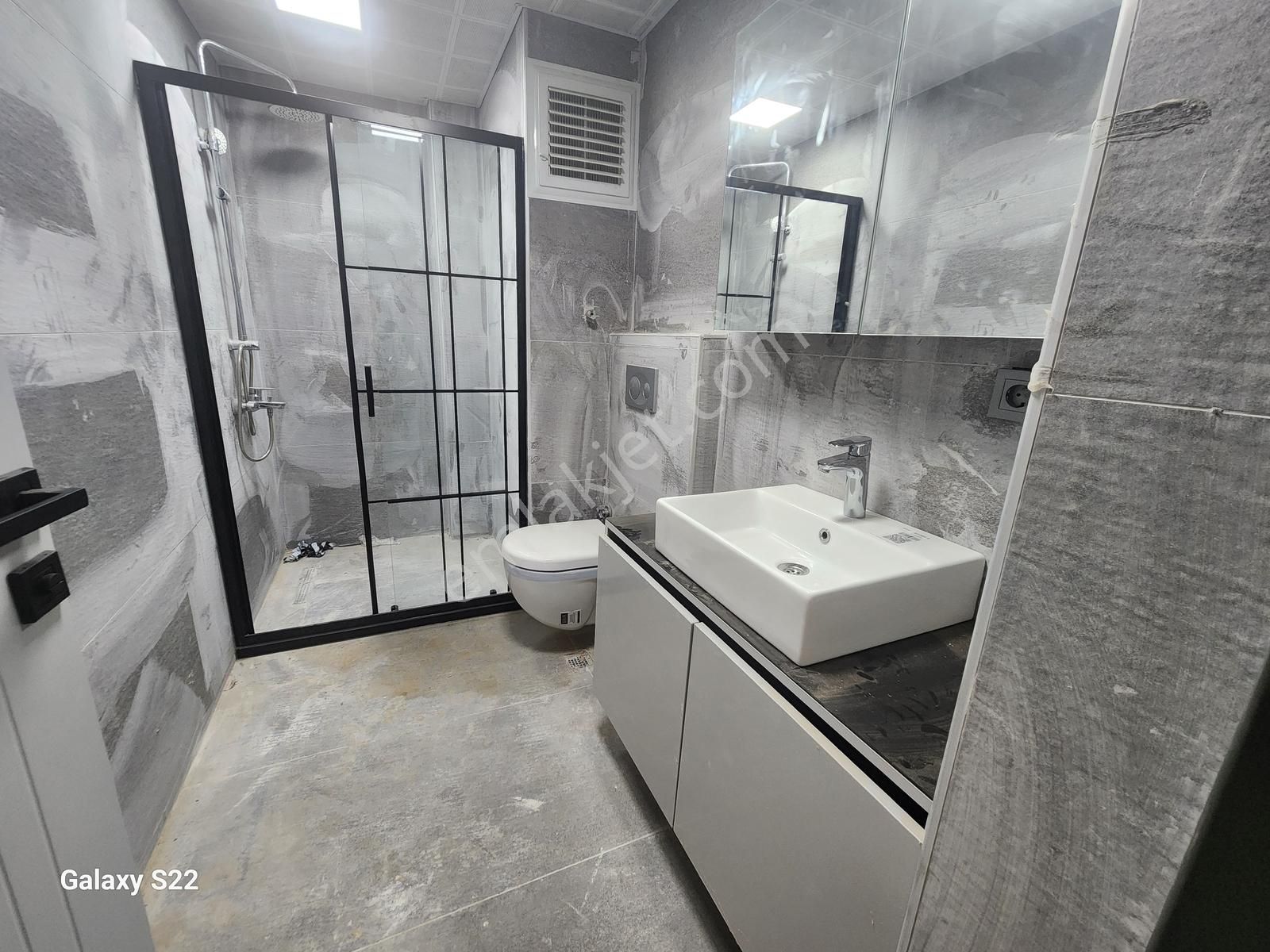 Altıntaş'ta Kapalı Otoparklı Site İçerisinde 1+1 Kiralık Daire - Görsel 9