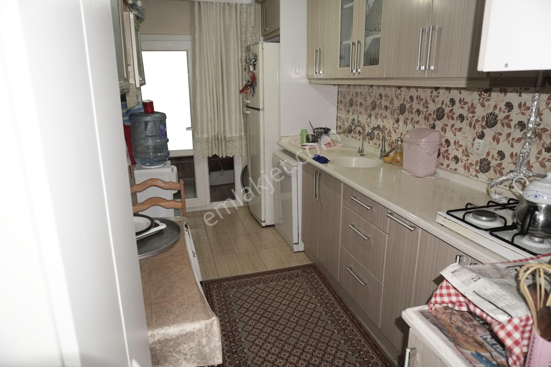 Çiğli Egekentte Satılık Daire3+1 Doğalgaz Kombili Çiğli Serkan