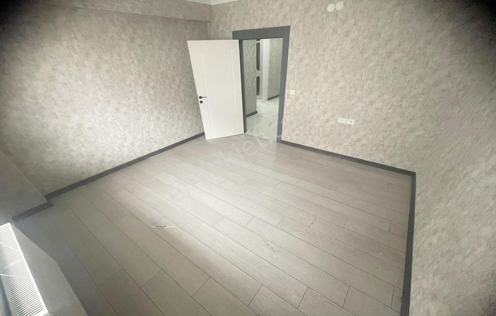 Karakaya'da Konfor & Şıklık Bir Arada! 4+1 Ebeveyn Banyolu Daire - Görsel 33