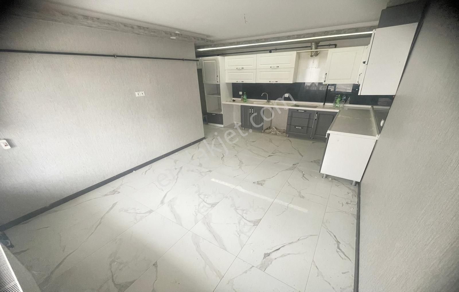 Karakaya'da Konfor & Şıklık Bir Arada! 4+1 Ebeveyn Banyolu Daire - Görsel 3