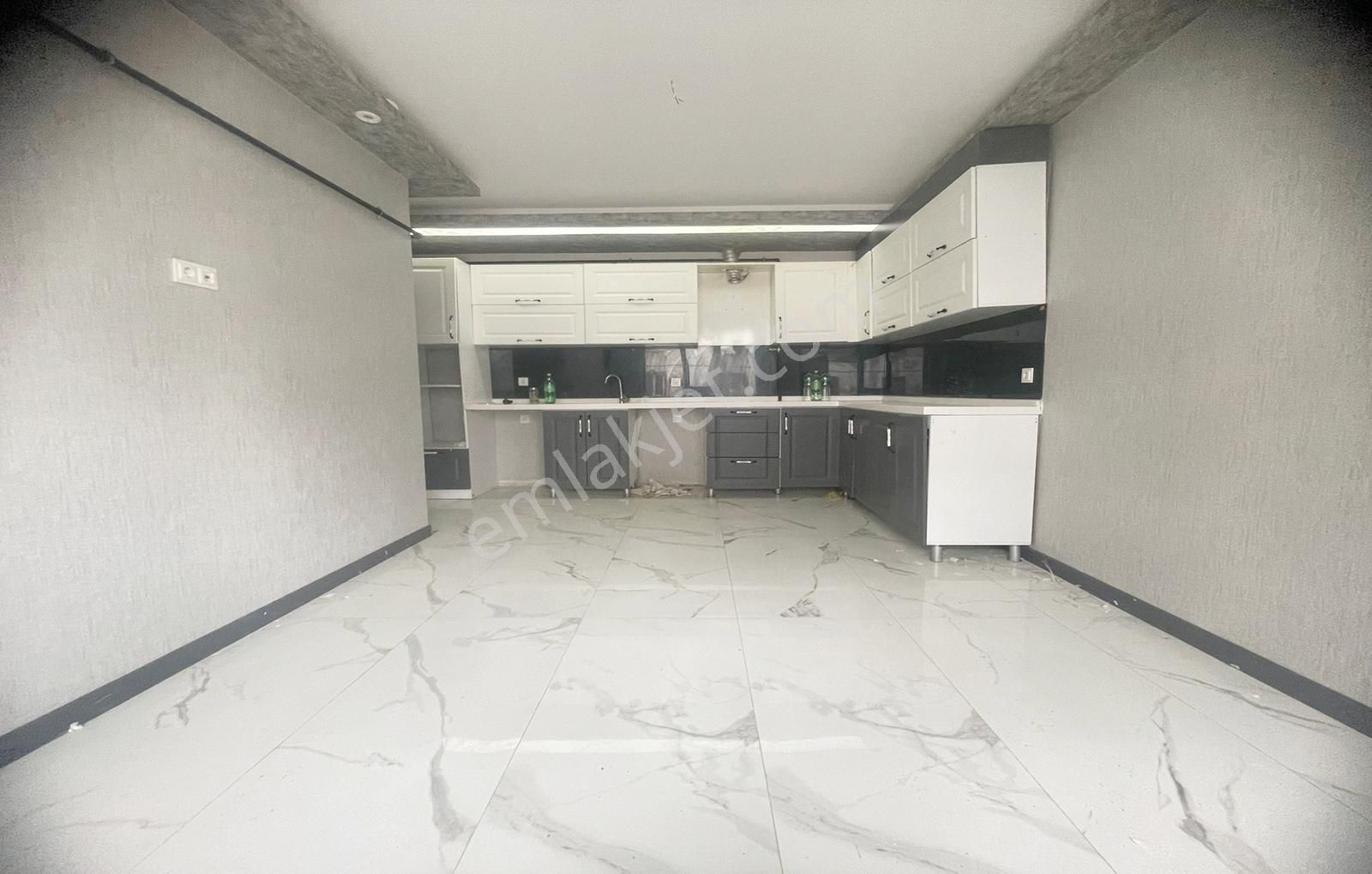 Karakaya'da Konfor & Şıklık Bir Arada! 4+1 Ebeveyn Banyolu Daire - Görsel 17