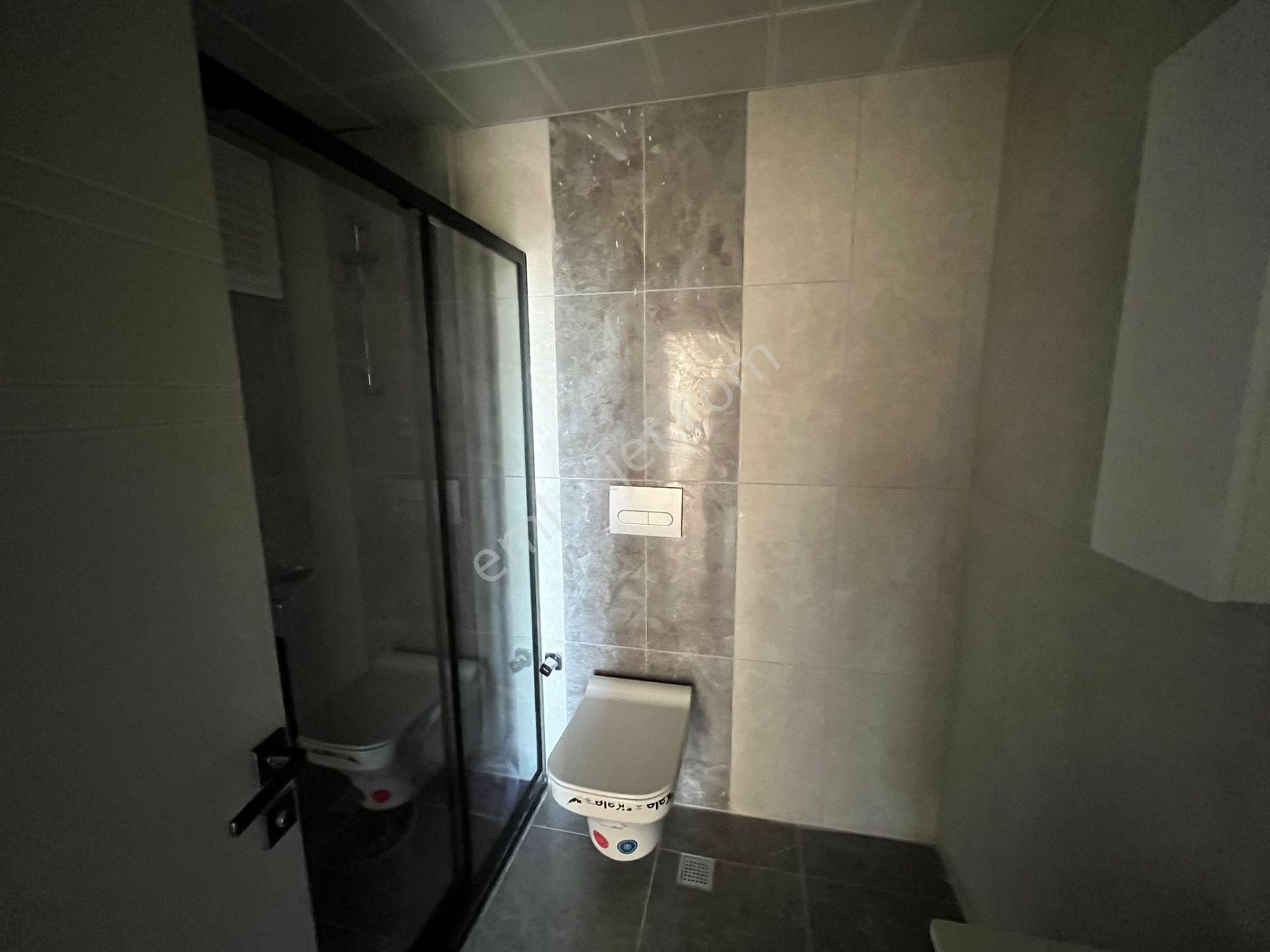 Sitede Katta Yerden Isıtma Geniş 2+1 Cam Balkon Ankastre Mevcut - Görsel 13