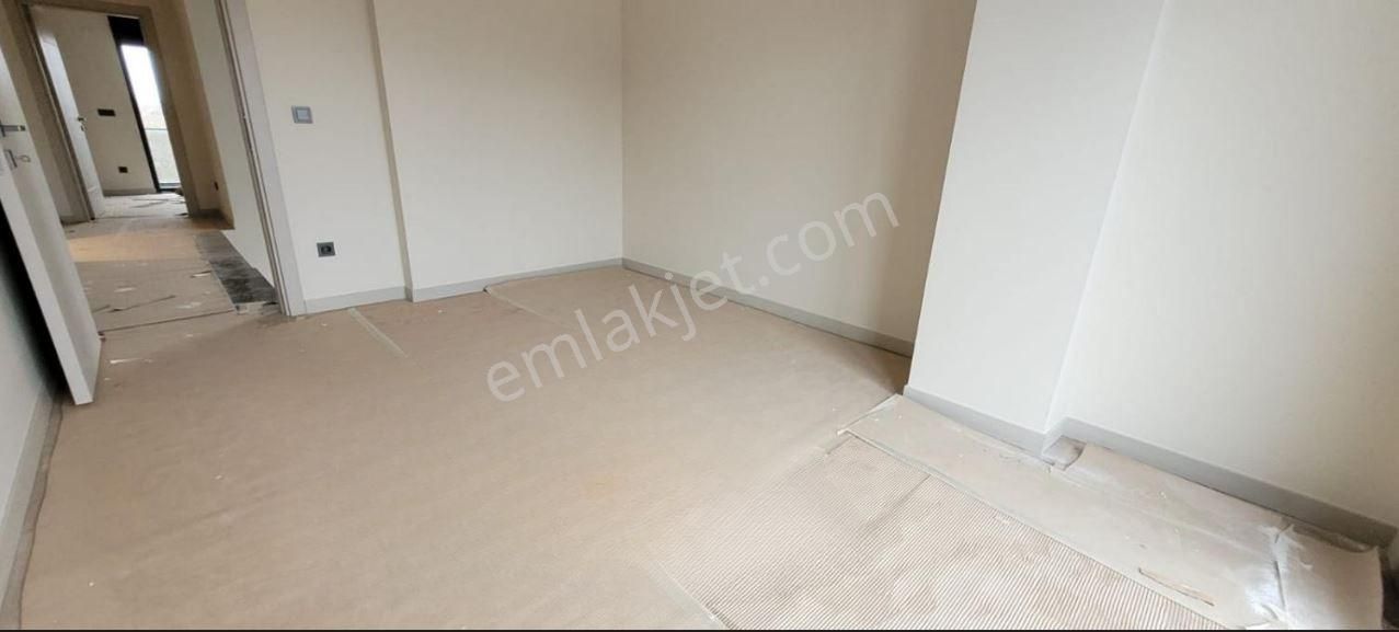 Sahil Tarafı Ahmetli Üsküdar Cd Yakın Müstakil 4+1 Havuzlu Villa - Görsel 15