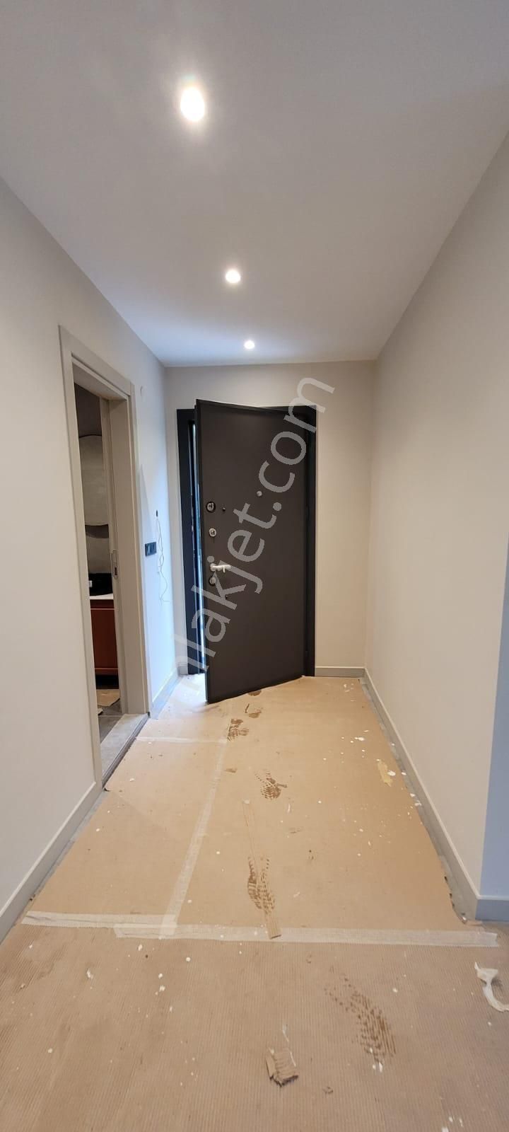 Sahil Tarafı Ahmetli Üsküdar Cd Yakın Müstakil 4+1 Havuzlu Villa - Görsel 22