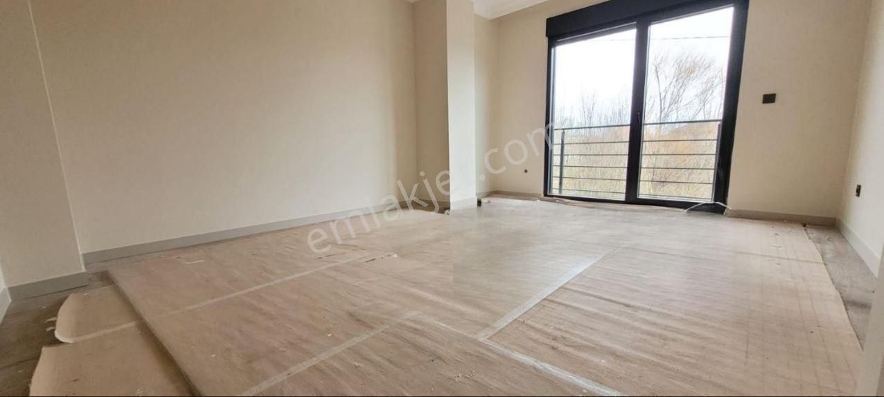 Sahil Tarafı Ahmetli Üsküdar Cd Yakın Müstakil 4+1 Havuzlu Villa - Görsel 20